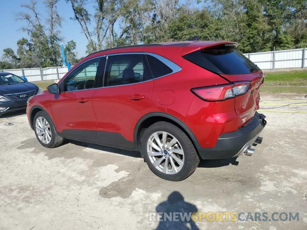 2 Photograph of a damaged car 1FMCU0DZXNUA92093 FORD ESCAPE 2022