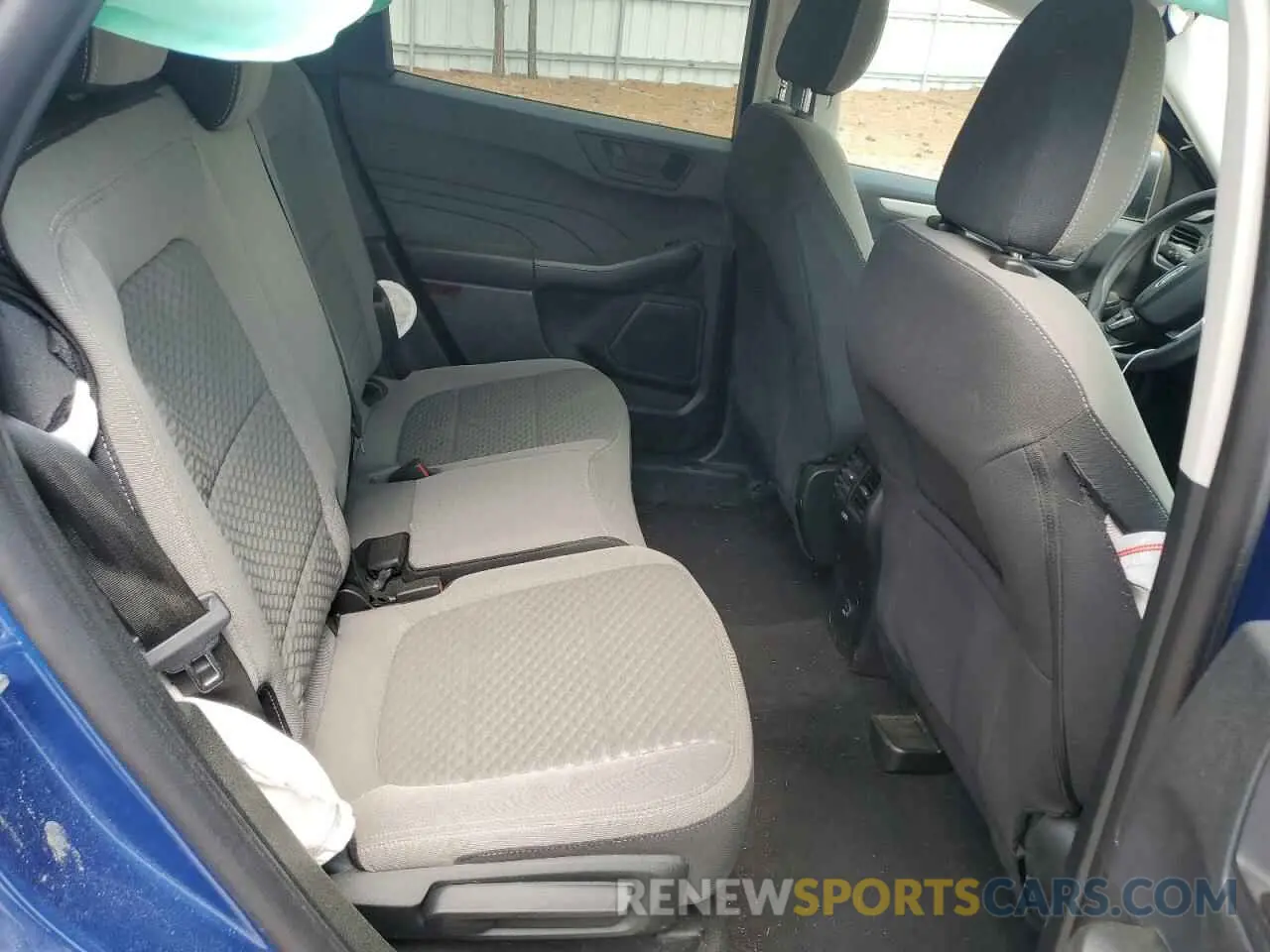 11 Photograph of a damaged car 1FMCU0EZ5NUA85647 FORD ESCAPE 2022