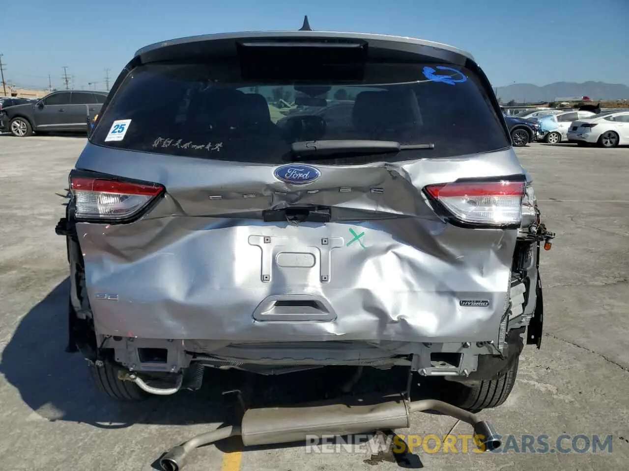 6 Photograph of a damaged car 1FMCU0EZ8NUA19724 FORD ESCAPE 2022