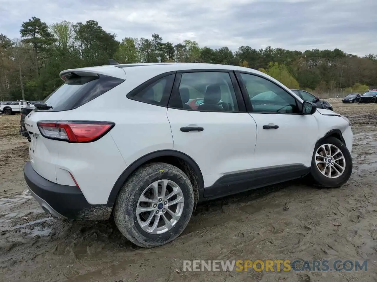 3 Photograph of a damaged car 1FMCU0F60NUB52546 FORD ESCAPE 2022
