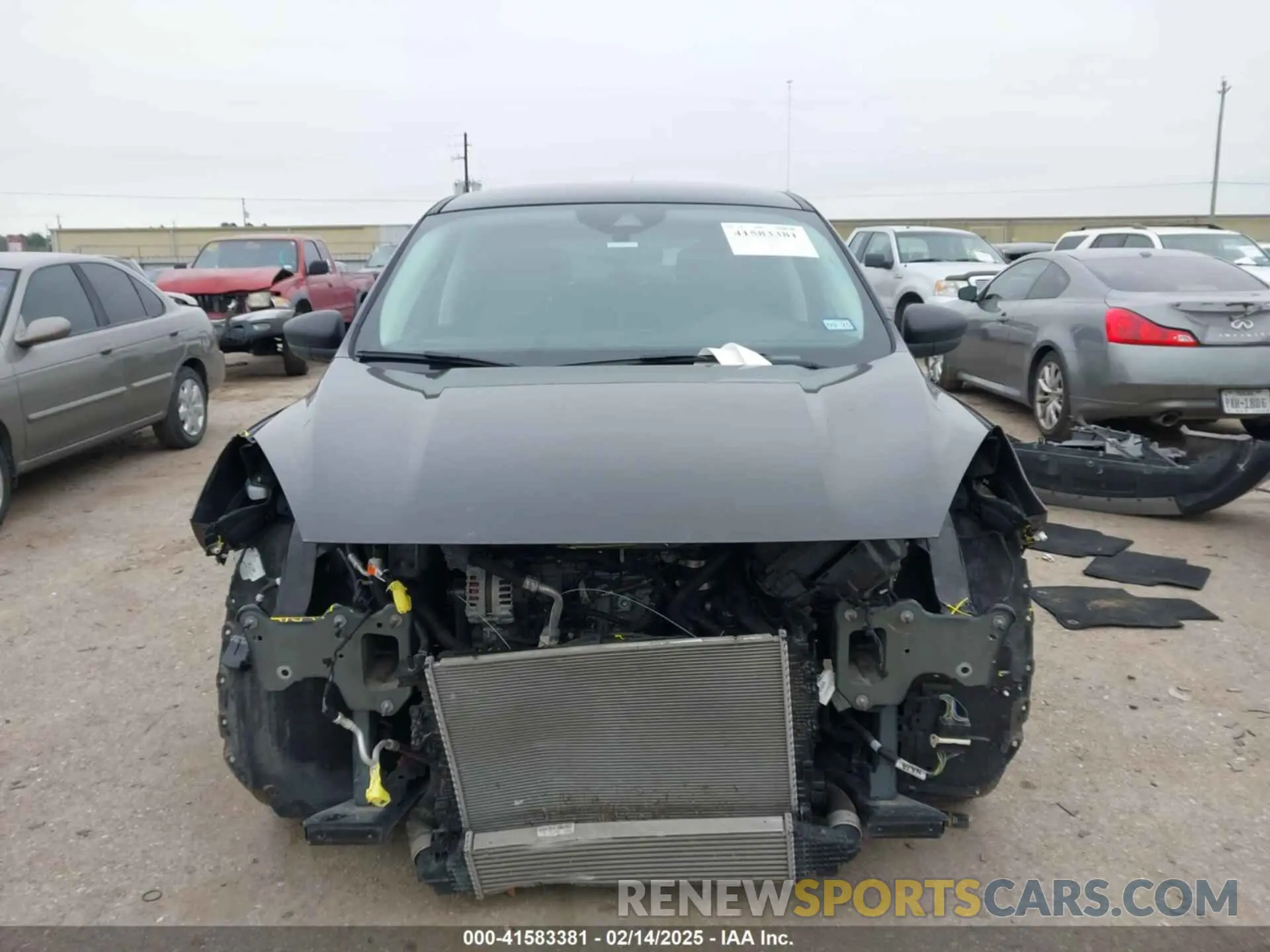 13 Photograph of a damaged car 1FMCU0F61NUA35686 FORD ESCAPE 2022