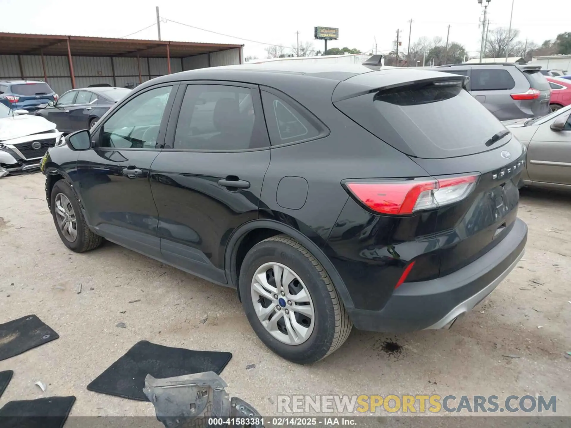 3 Photograph of a damaged car 1FMCU0F61NUA35686 FORD ESCAPE 2022