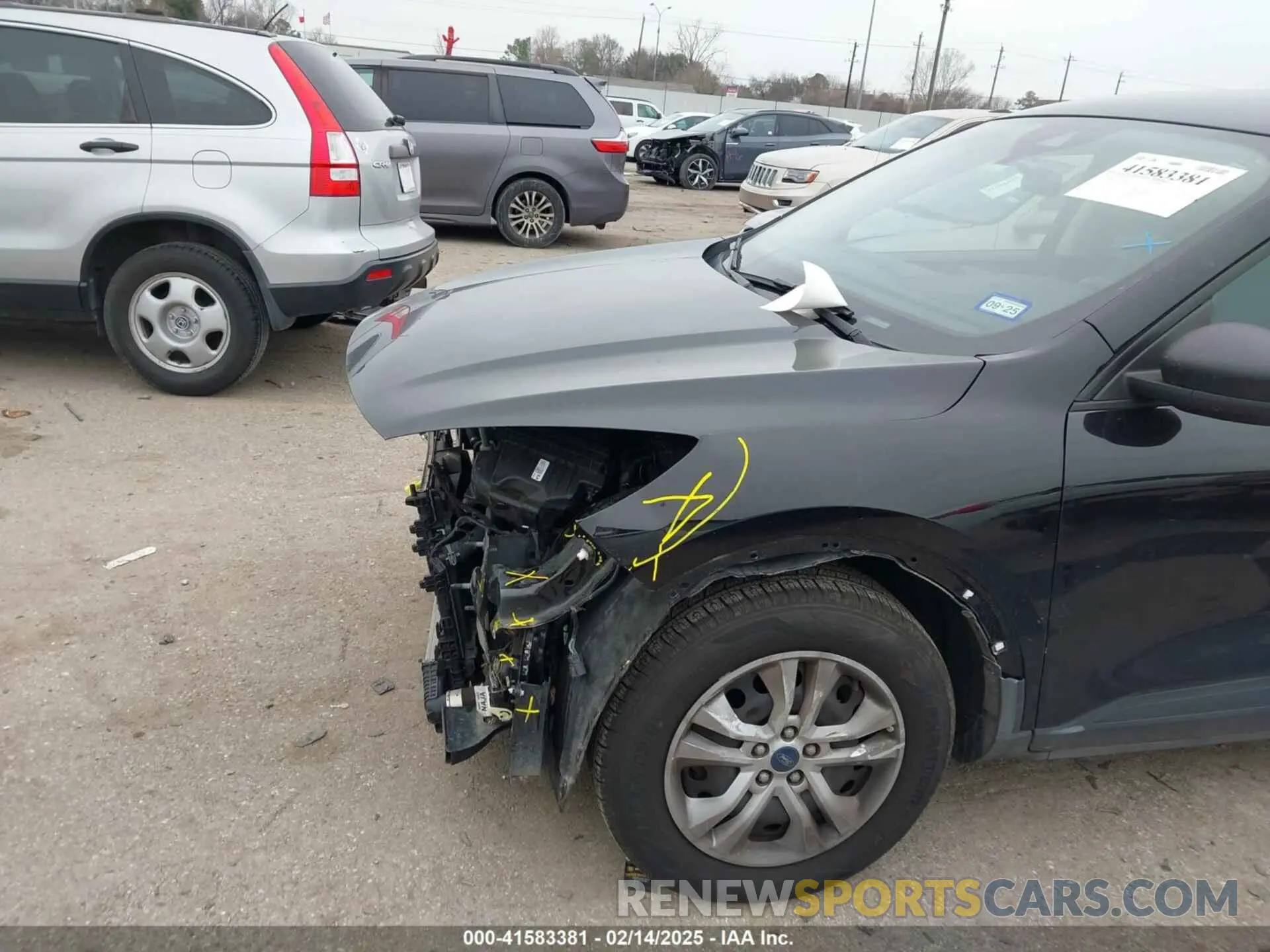 6 Photograph of a damaged car 1FMCU0F61NUA35686 FORD ESCAPE 2022