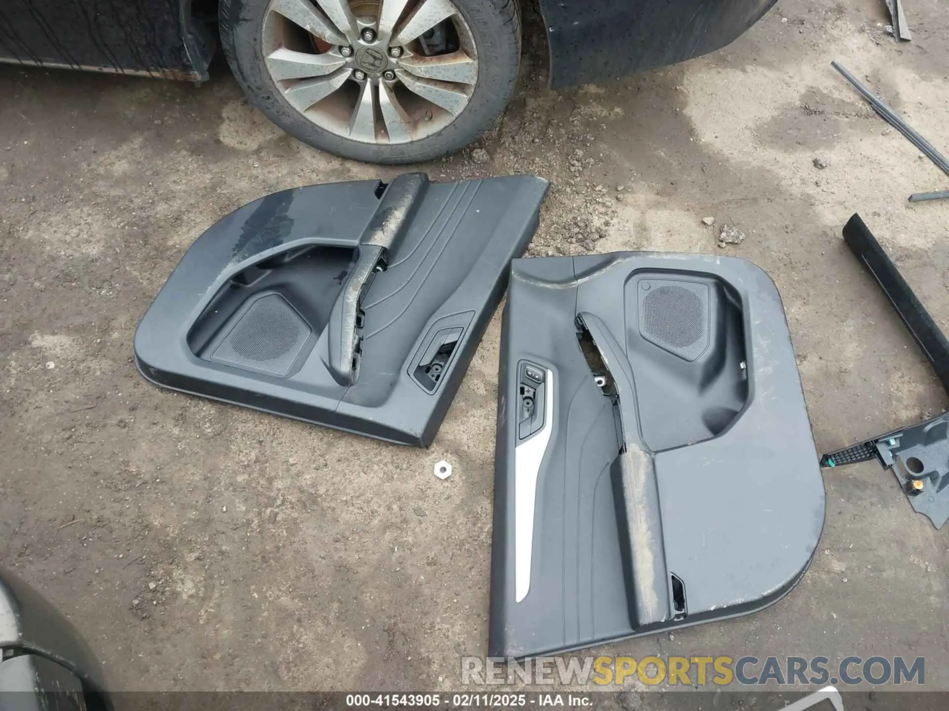 12 Photograph of a damaged car 1FMCU0F63NUA08747 FORD ESCAPE 2022