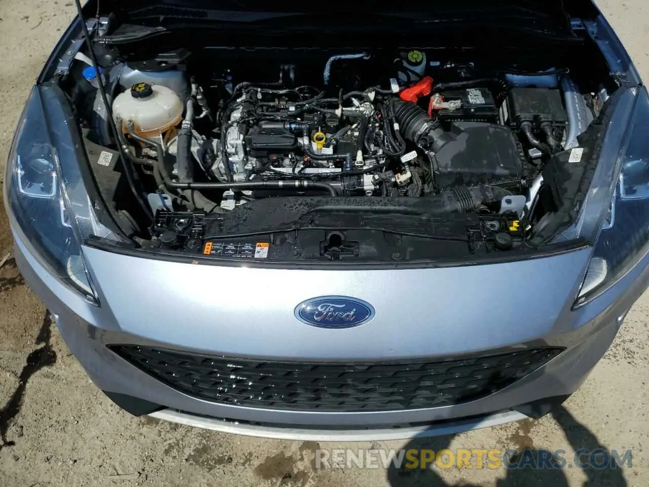 12 Photograph of a damaged car 1FMCU0F64NUA81772 FORD ESCAPE 2022