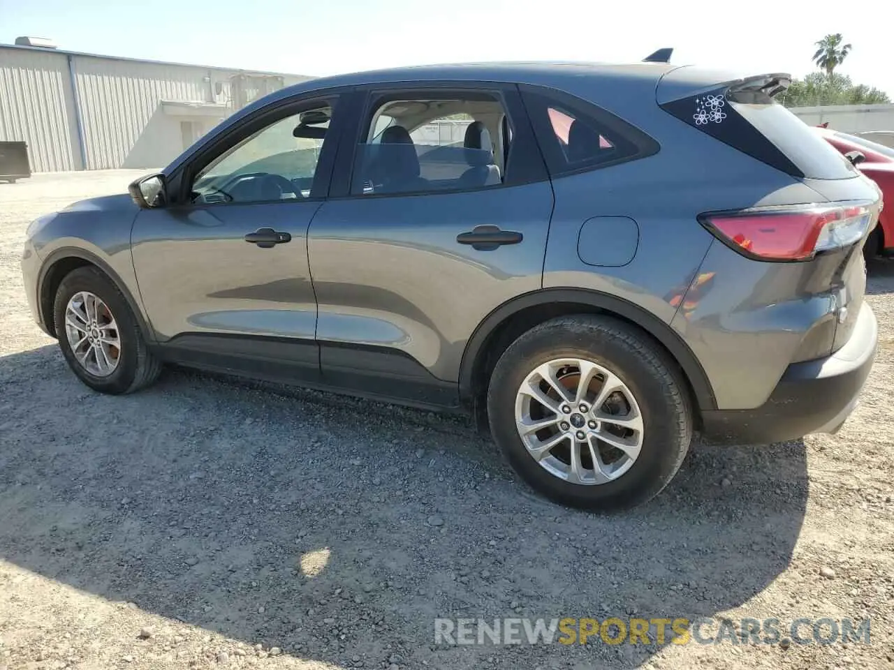 2 Photograph of a damaged car 1FMCU0F65NUB39601 FORD ESCAPE 2022