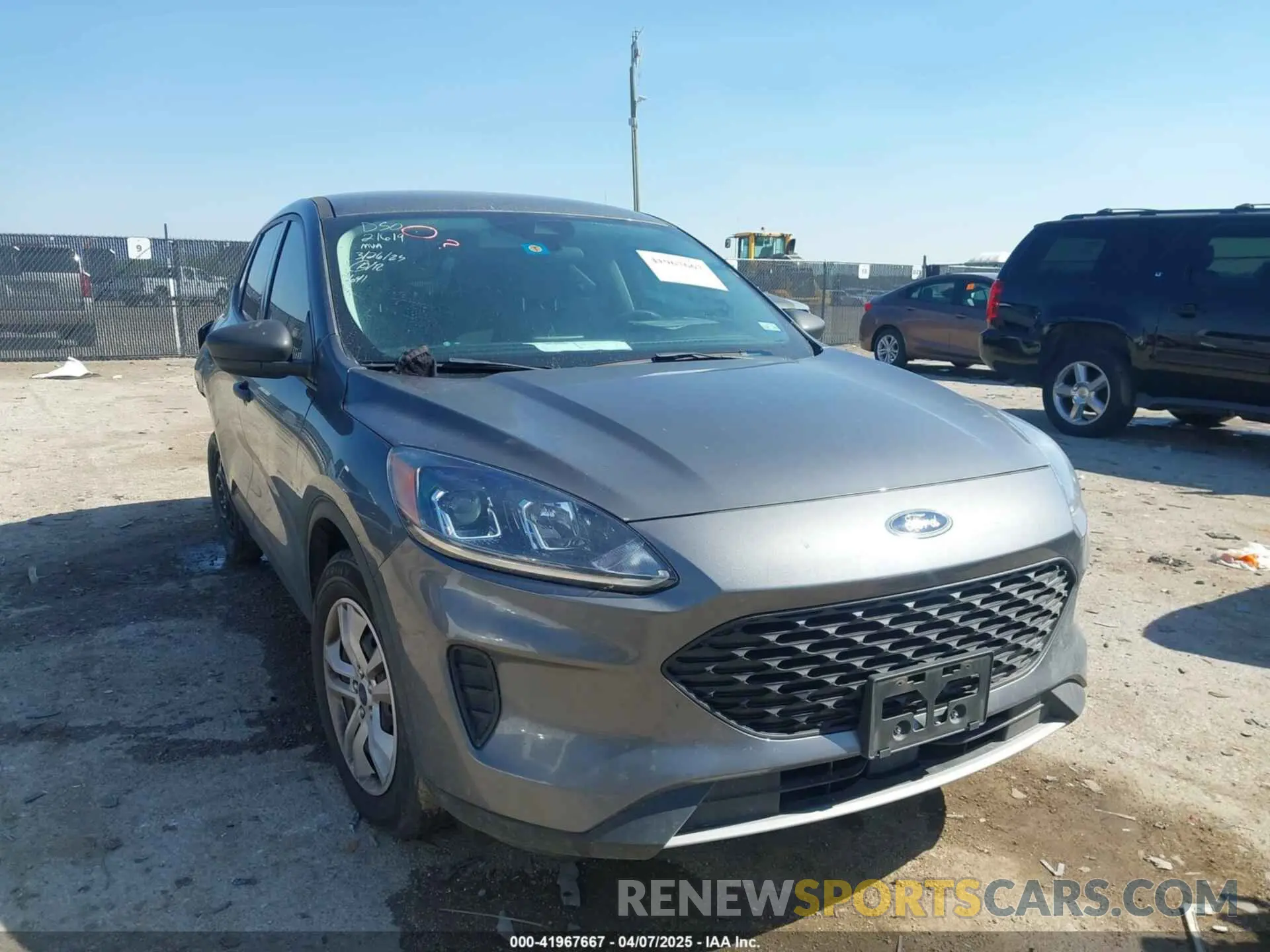 1 Photograph of a damaged car 1FMCU0F66NUA05518 FORD ESCAPE 2022