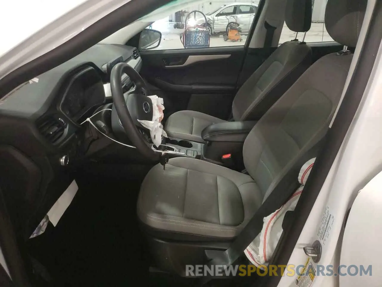 7 Photograph of a damaged car 1FMCU0F66NUA85449 FORD ESCAPE 2022