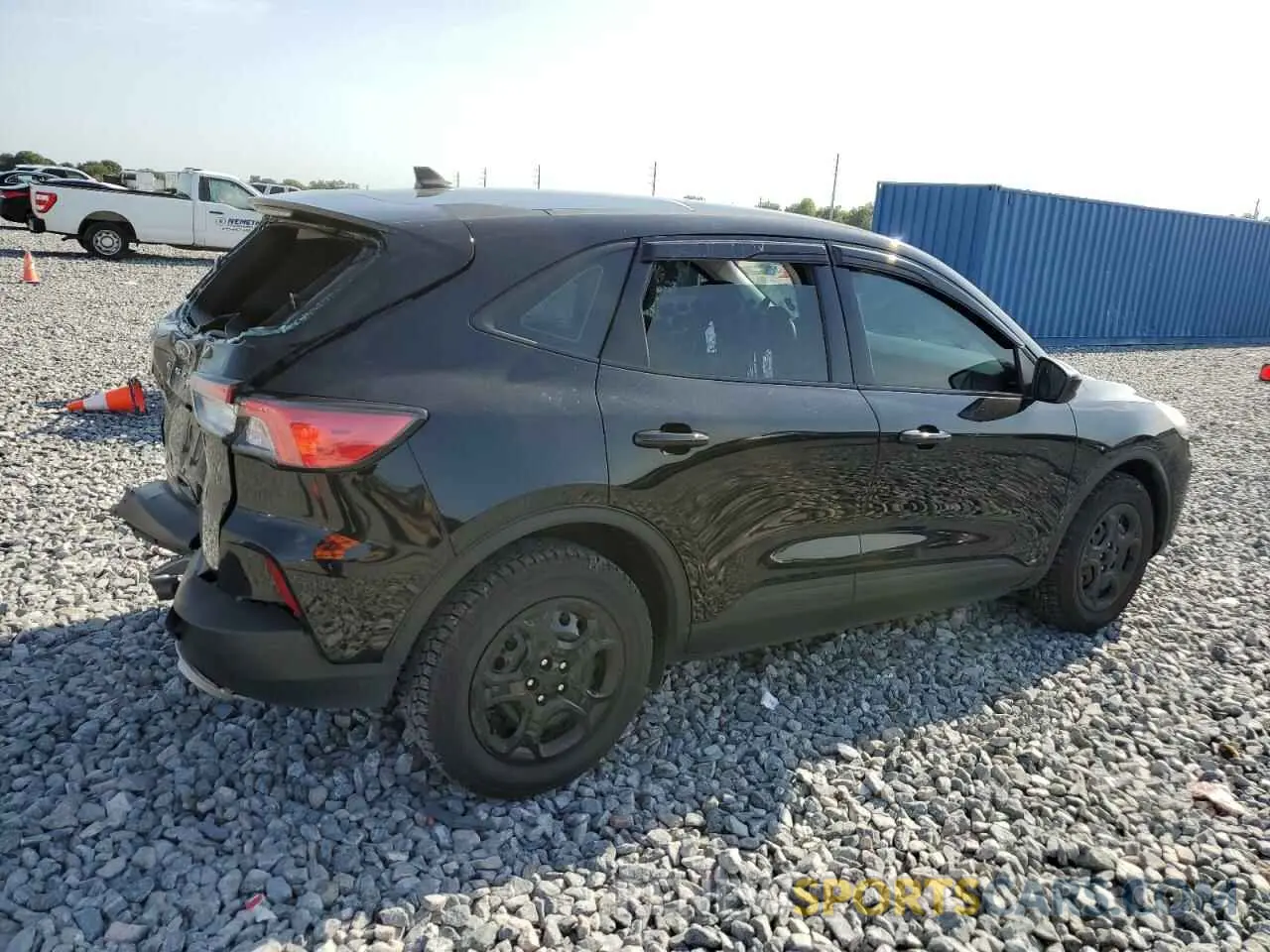 3 Photograph of a damaged car 1FMCU0F67NUA13739 FORD ESCAPE 2022