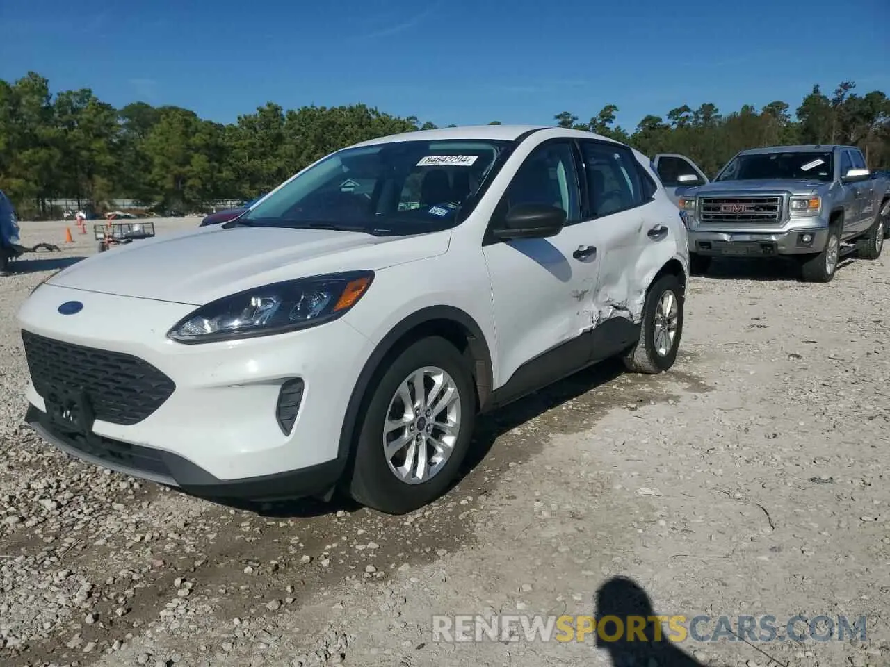 1 Photograph of a damaged car 1FMCU0F67NUB38837 FORD ESCAPE 2022