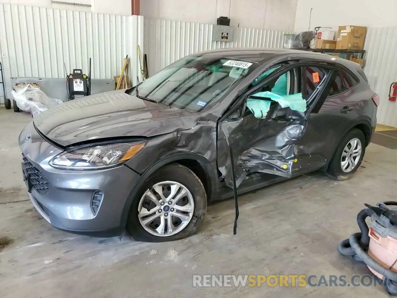 1 Photograph of a damaged car 1FMCU0F68NUB52603 FORD ESCAPE 2022