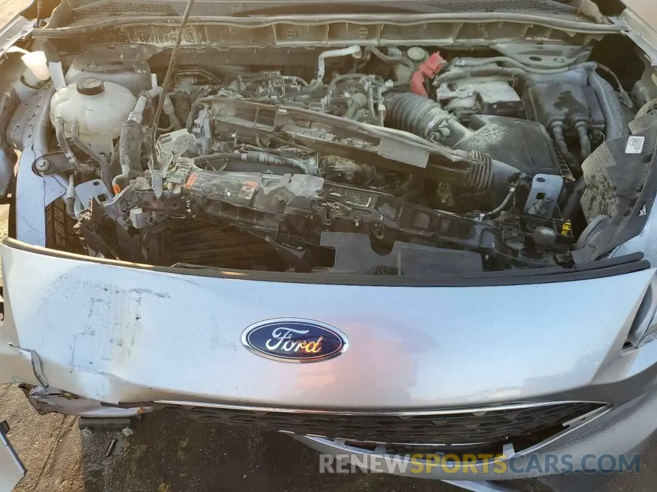 12 Photograph of a damaged car 1FMCU0G60NUA12754 FORD ESCAPE 2022