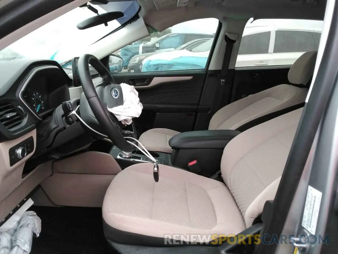 7 Photograph of a damaged car 1FMCU0G60NUA12754 FORD ESCAPE 2022