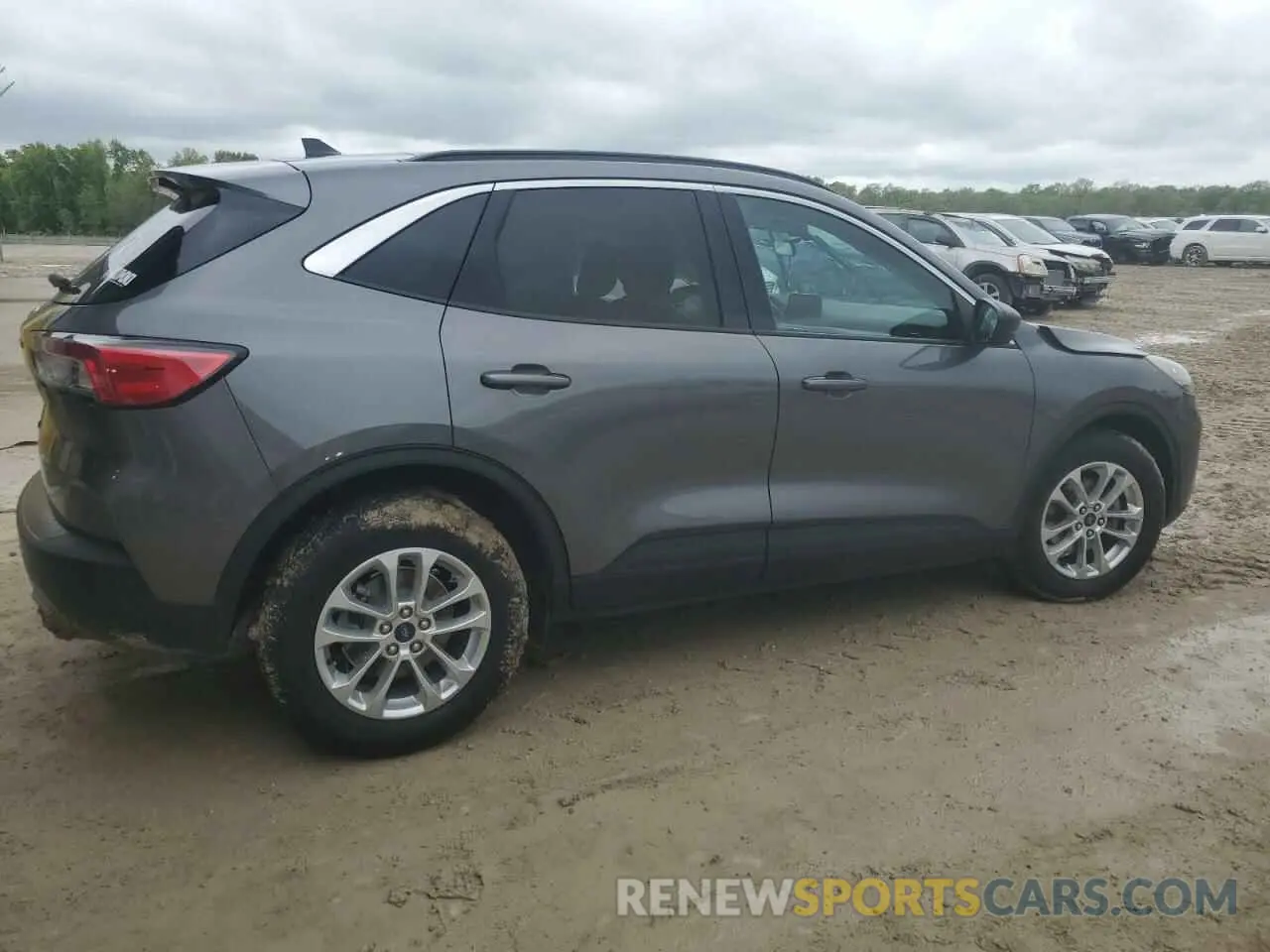 3 Photograph of a damaged car 1FMCU0G60NUA37153 FORD ESCAPE 2022