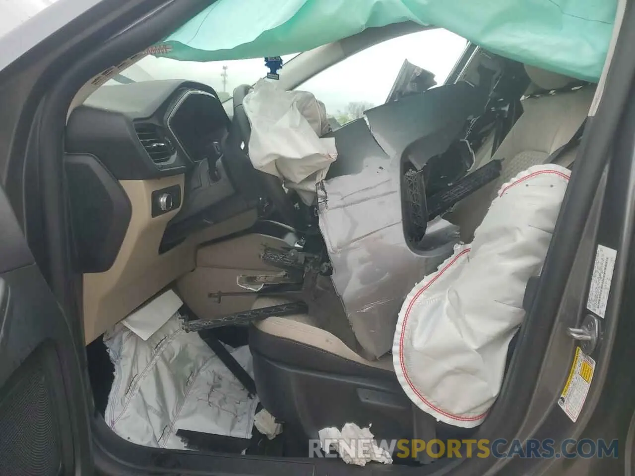 7 Photograph of a damaged car 1FMCU0G60NUA37153 FORD ESCAPE 2022