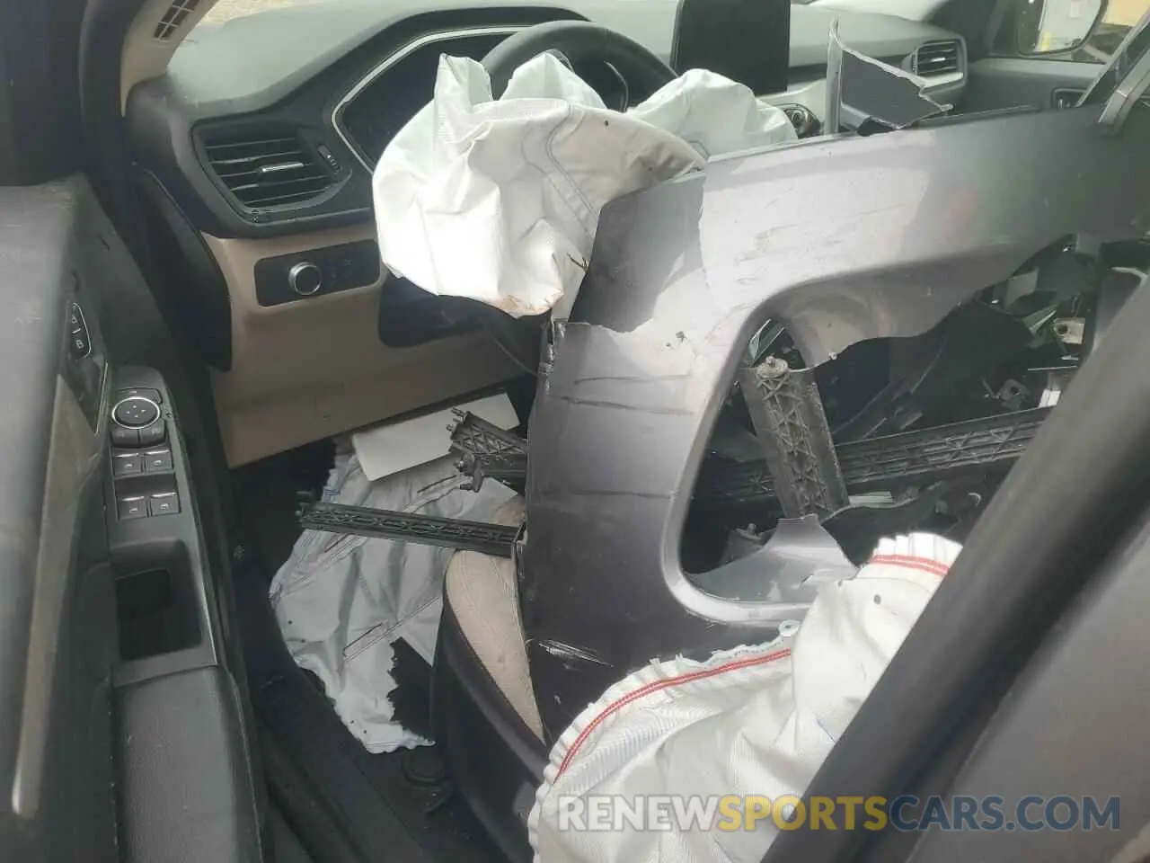 8 Photograph of a damaged car 1FMCU0G60NUA37153 FORD ESCAPE 2022