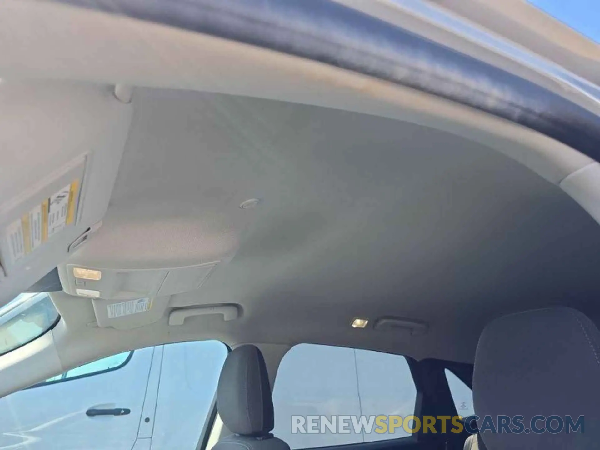 1 Photograph of a damaged car 1FMCU0G60NUA61503 FORD ESCAPE 2022