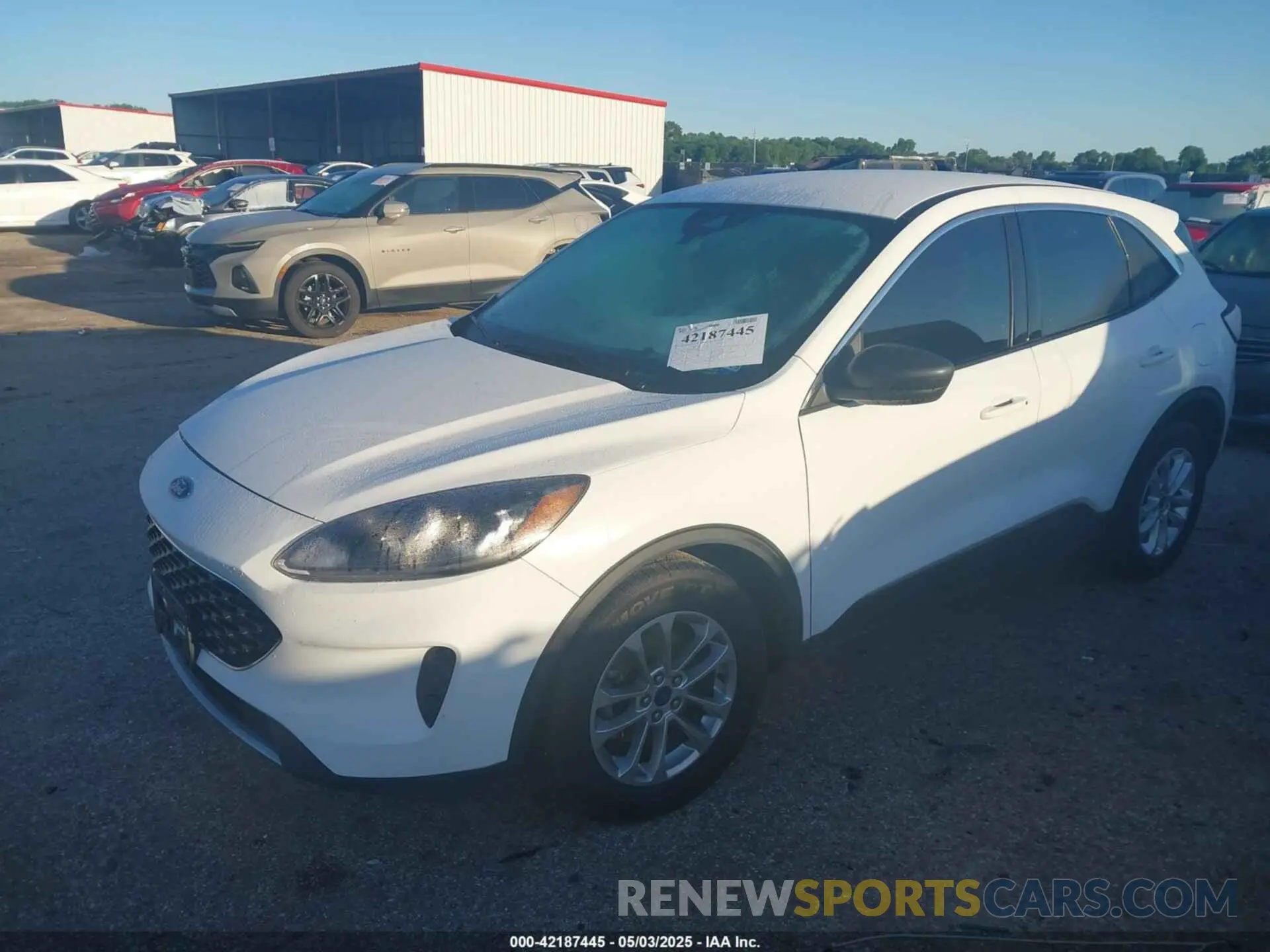 2 Photograph of a damaged car 1FMCU0G60NUA62683 FORD ESCAPE 2022