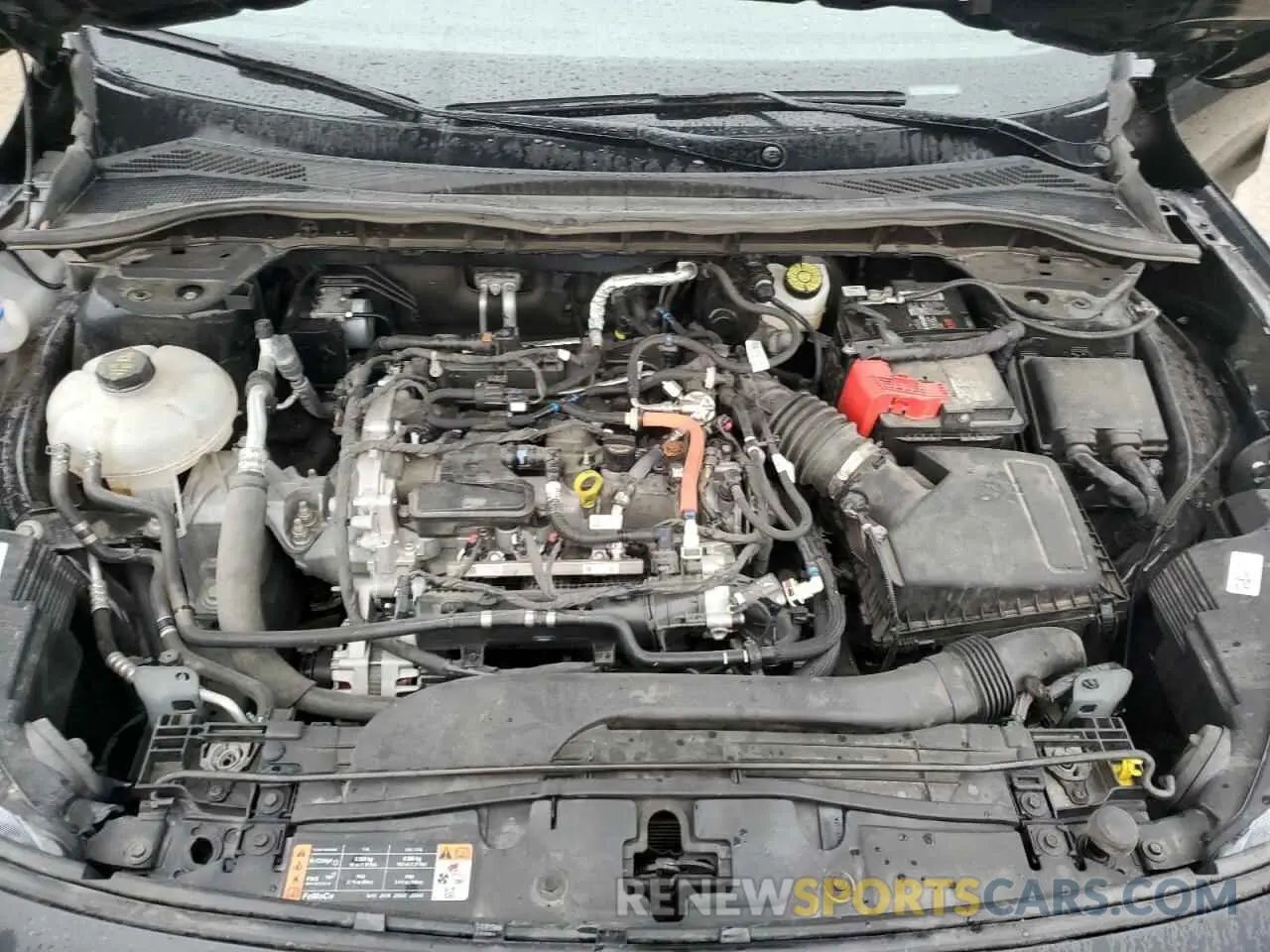 11 Photograph of a damaged car 1FMCU0G60NUC02411 FORD ESCAPE 2022
