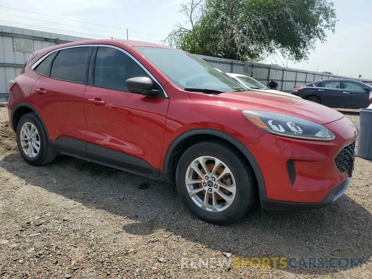 4 Photograph of a damaged car 1FMCU0G61NUA36111 FORD ESCAPE 2022