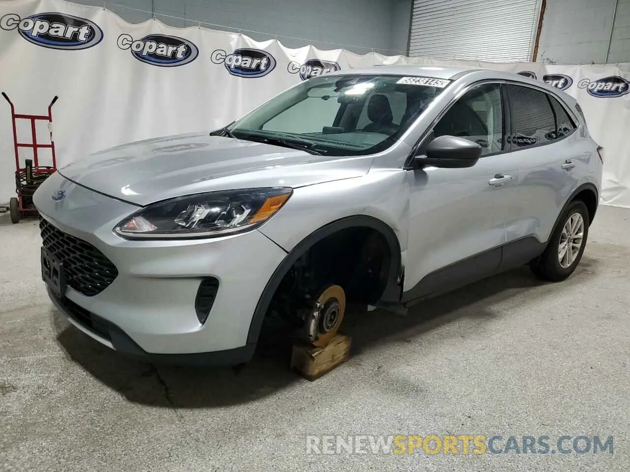 1 Photograph of a damaged car 1FMCU0G61NUA55192 FORD ESCAPE 2022