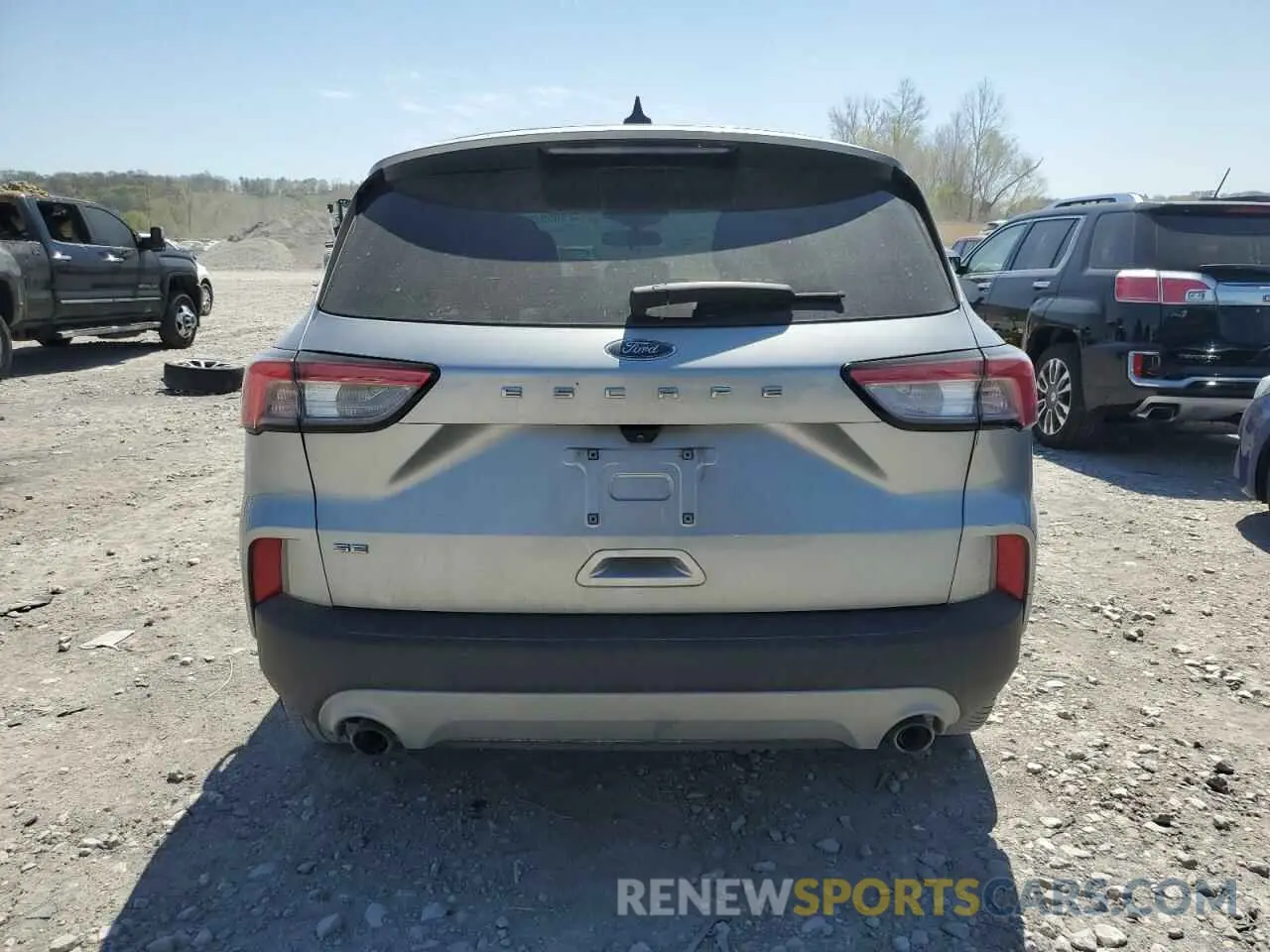 6 Photograph of a damaged car 1FMCU0G61NUA89746 FORD ESCAPE 2022