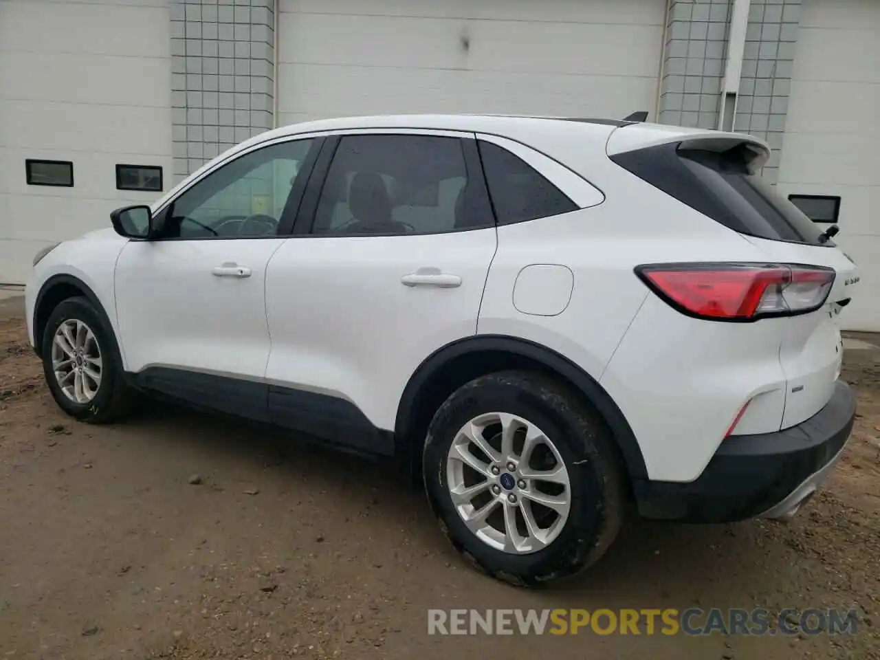 2 Photograph of a damaged car 1FMCU0G61NUB30571 FORD ESCAPE 2022