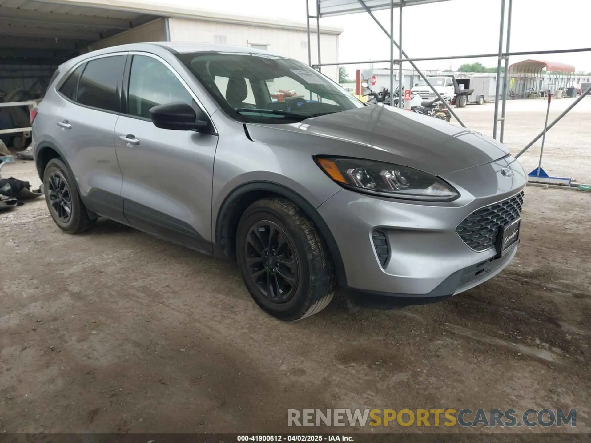 1 Photograph of a damaged car 1FMCU0G62NUA25554 FORD ESCAPE 2022