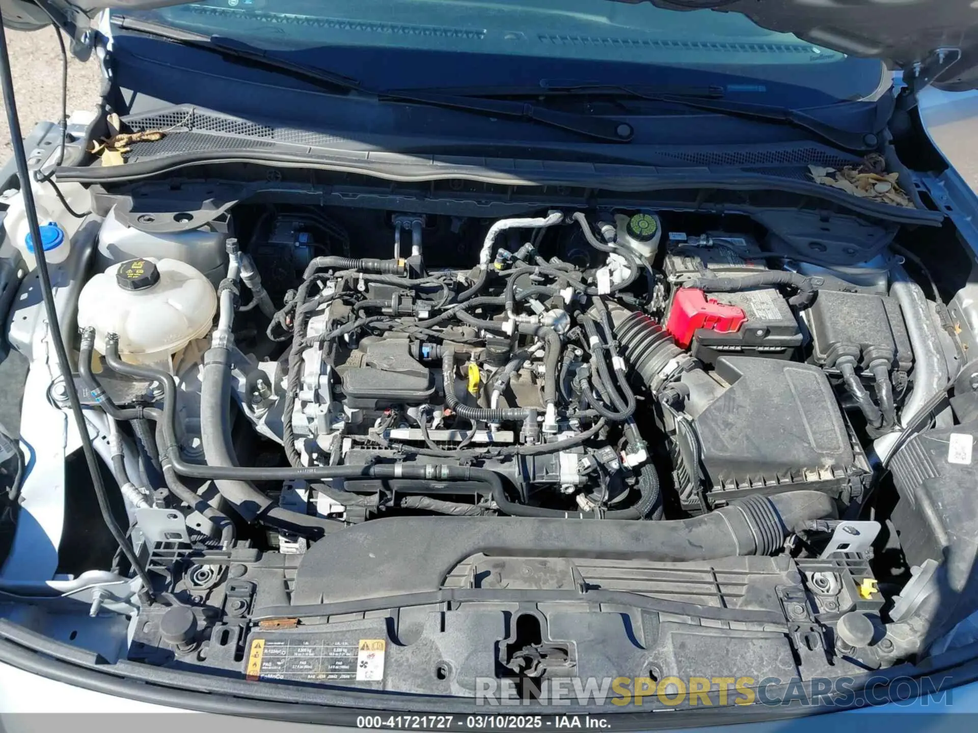10 Photograph of a damaged car 1FMCU0G62NUA89710 FORD ESCAPE 2022
