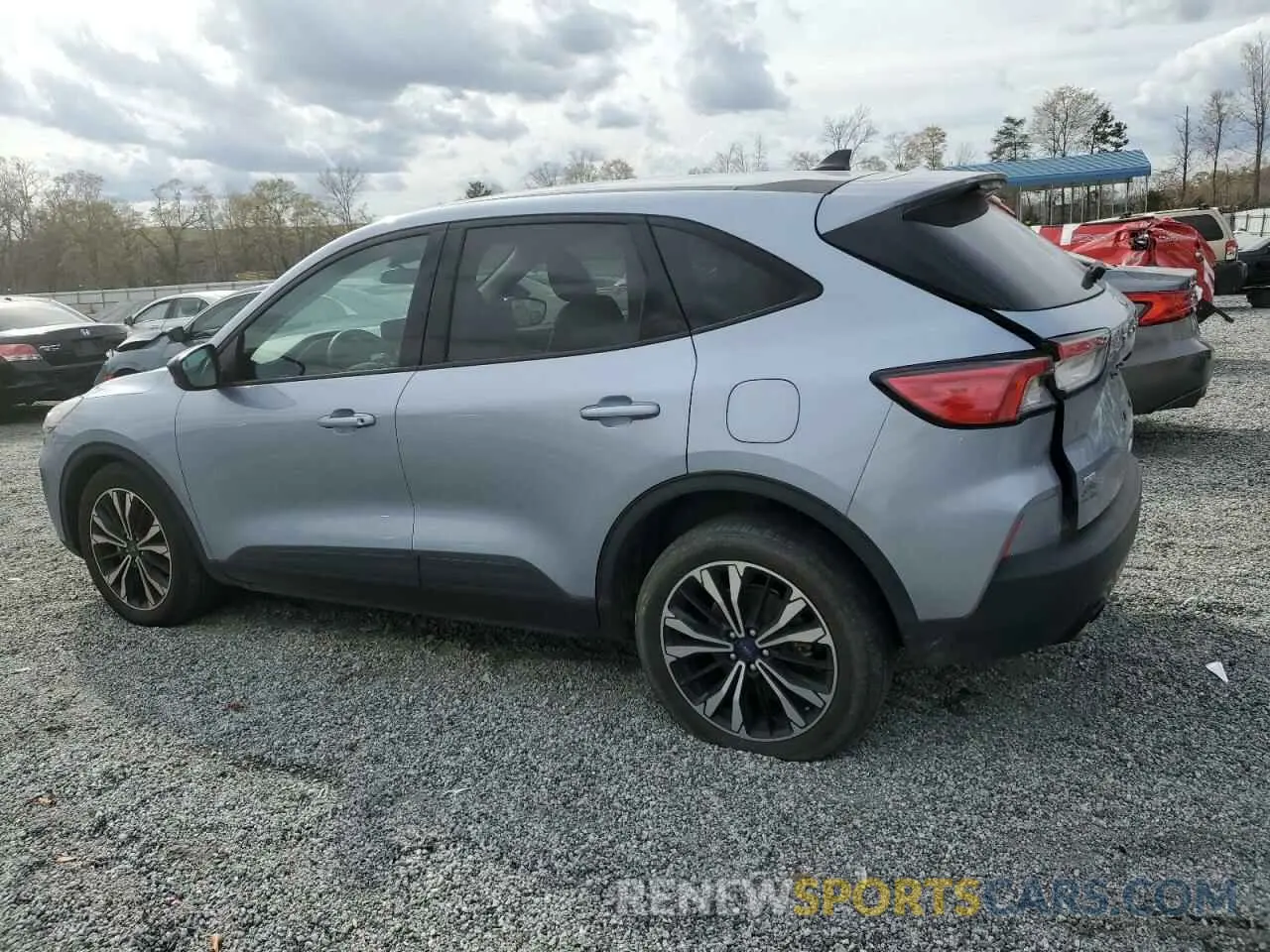 2 Photograph of a damaged car 1FMCU0G62NUB03881 FORD ESCAPE 2022