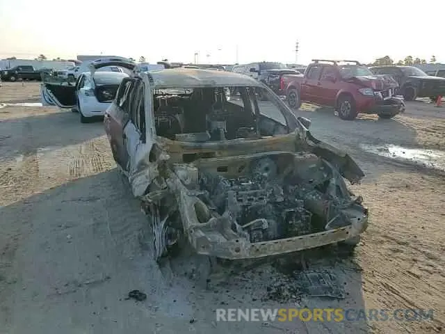12 Photograph of a damaged car 1FMCU0G62NUC01745 FORD ESCAPE 2022