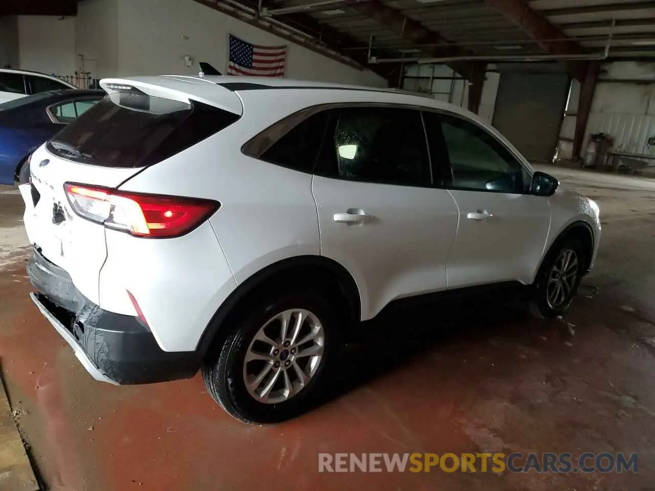 3 Photograph of a damaged car 1FMCU0G63NUA20203 FORD ESCAPE 2022
