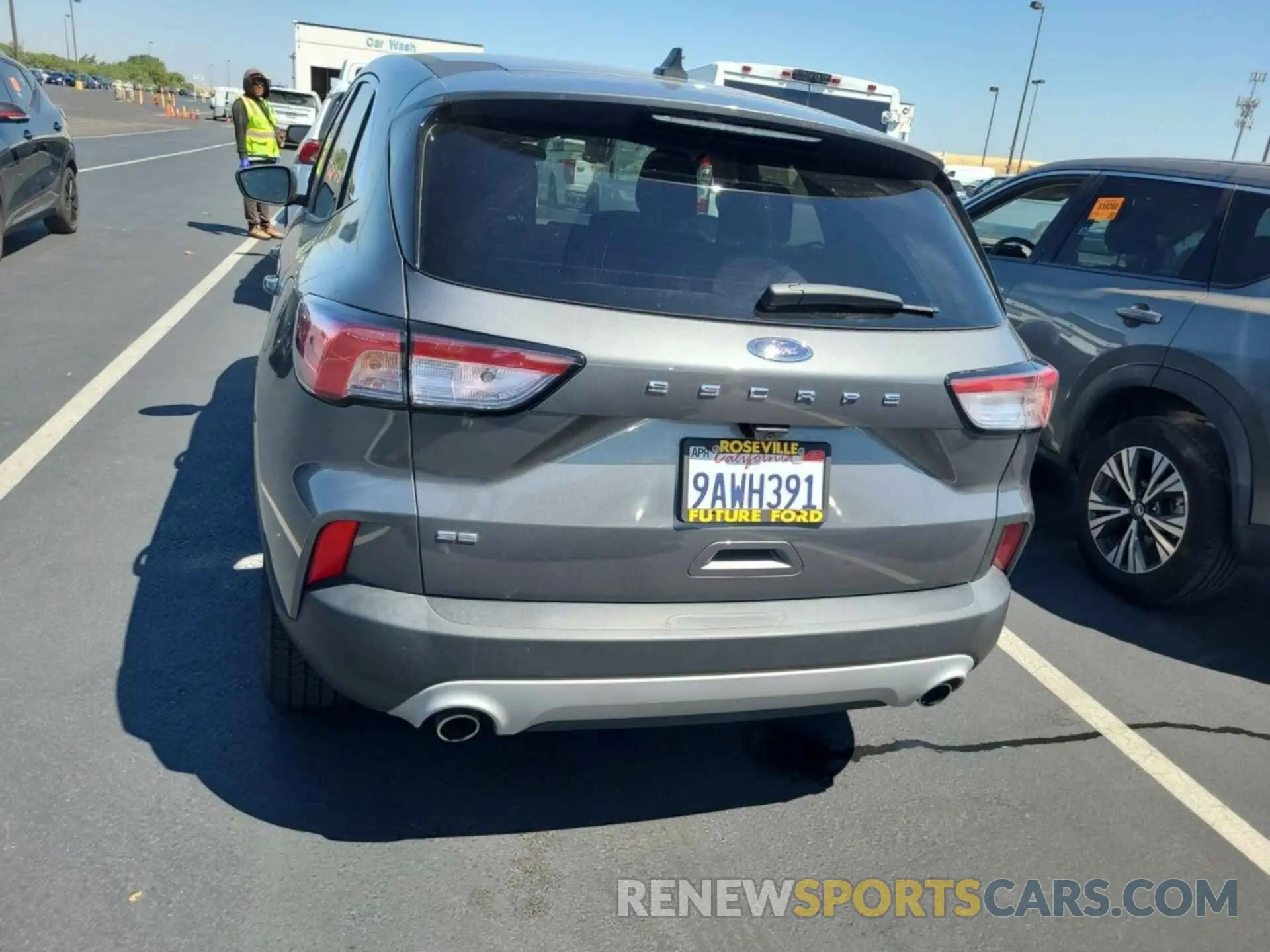 1 Photograph of a damaged car 1FMCU0G63NUA45439 FORD ESCAPE 2022