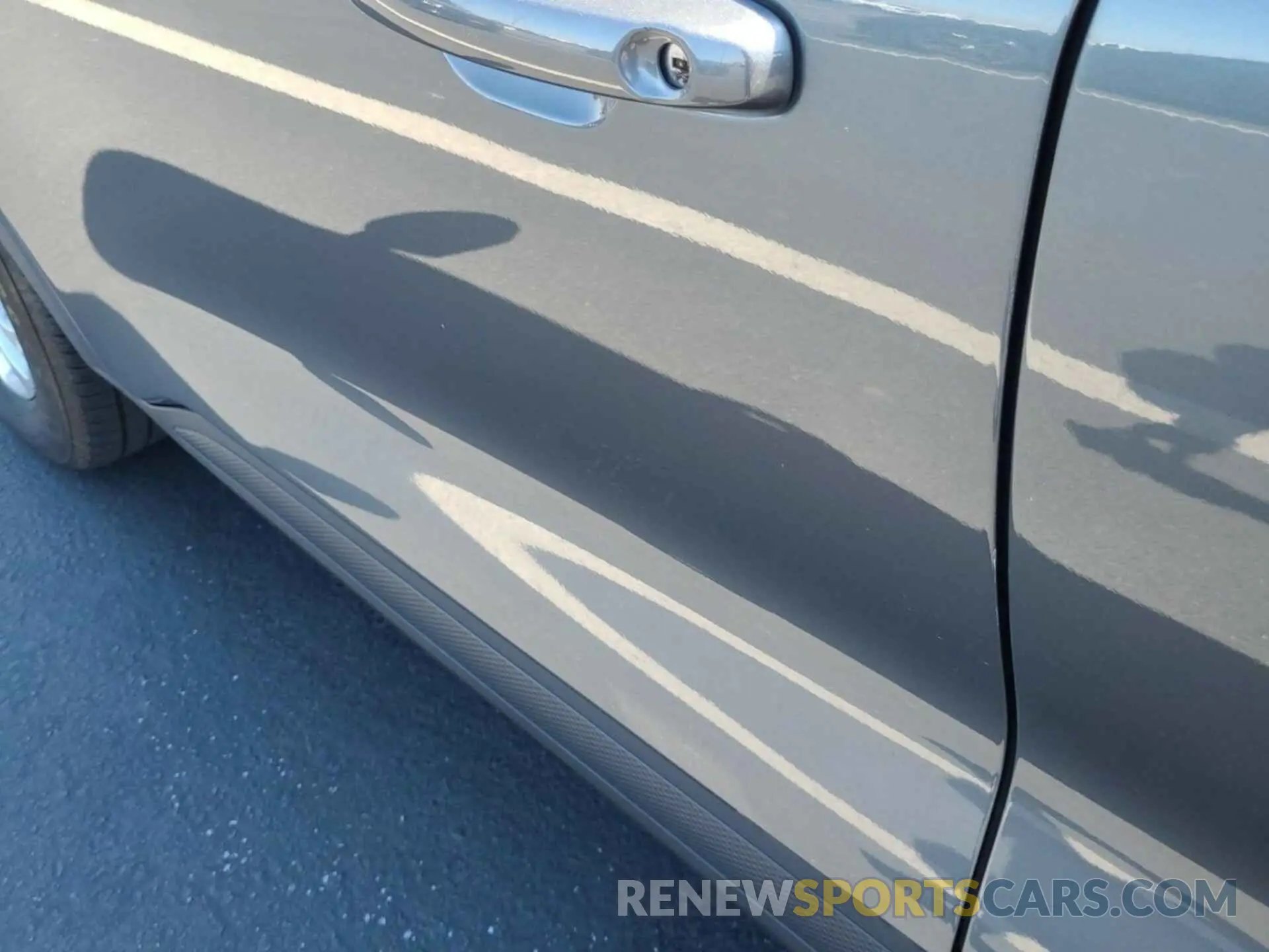 21 Photograph of a damaged car 1FMCU0G63NUA45439 FORD ESCAPE 2022