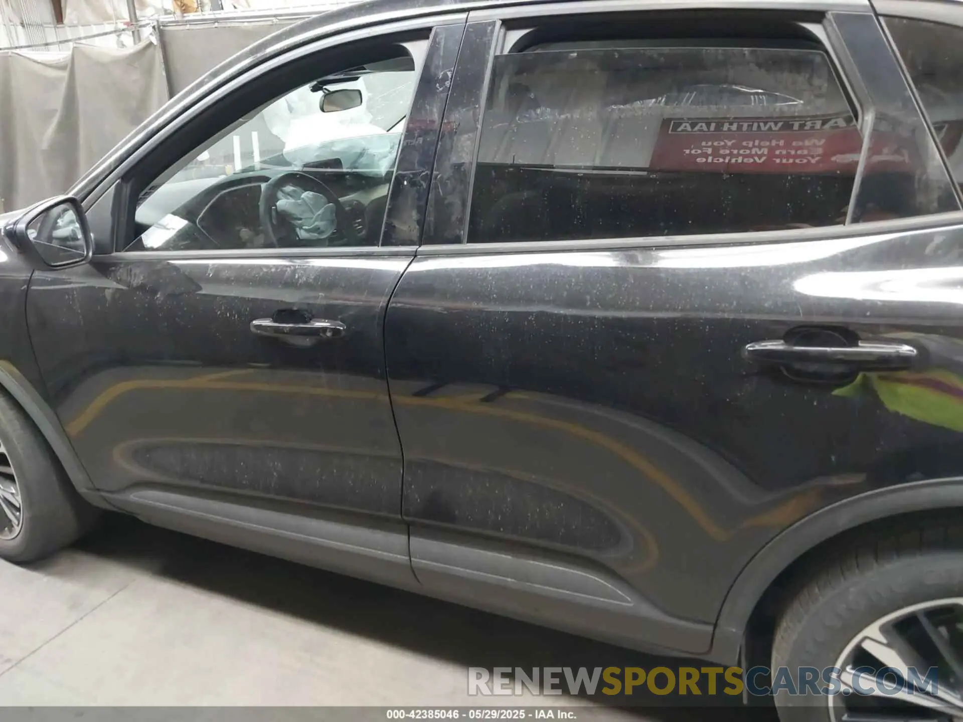 13 Photograph of a damaged car 1FMCU0G63NUA54089 FORD ESCAPE 2022