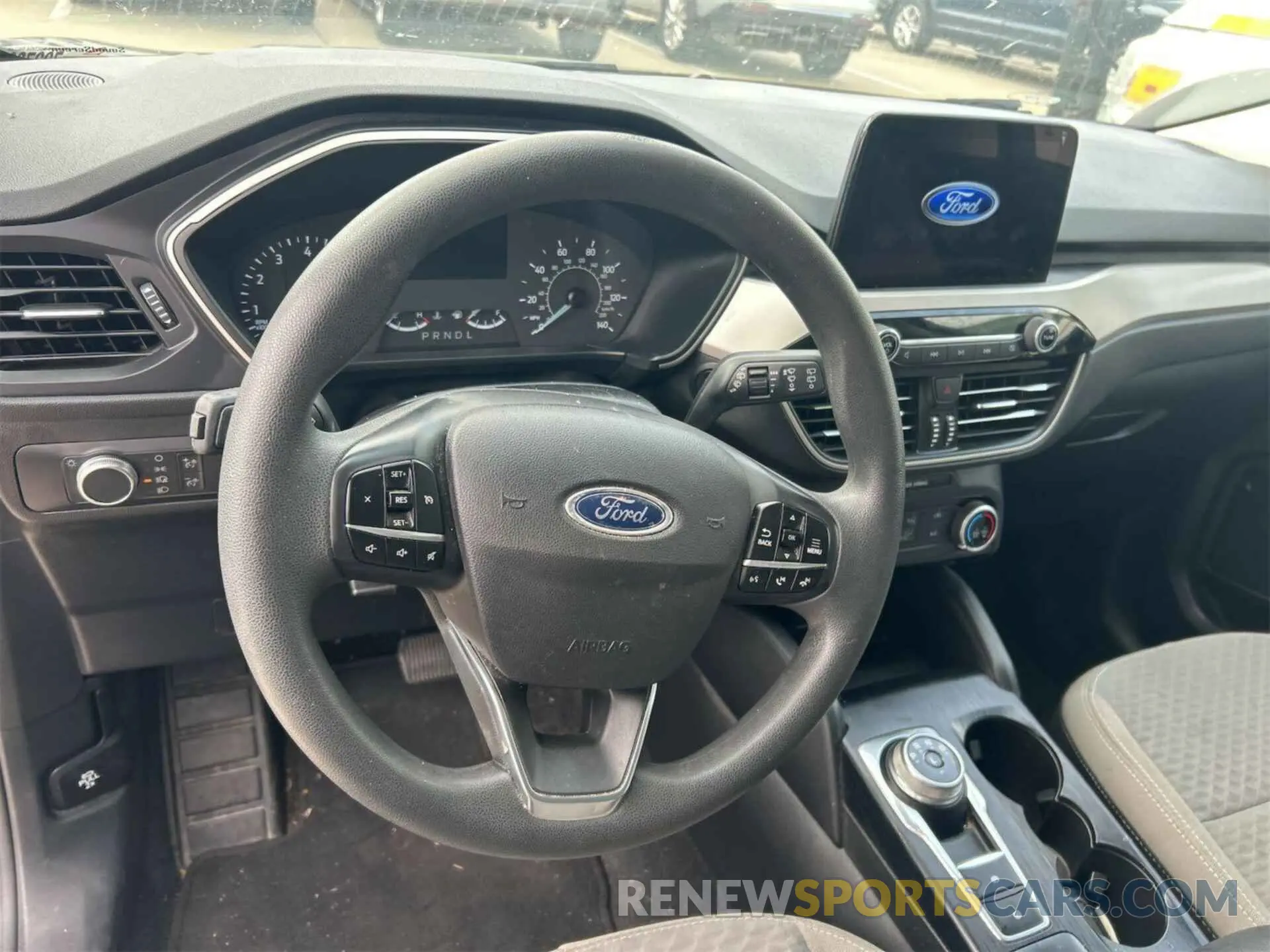 5 Photograph of a damaged car 1FMCU0G63NUB55889 FORD ESCAPE 2022