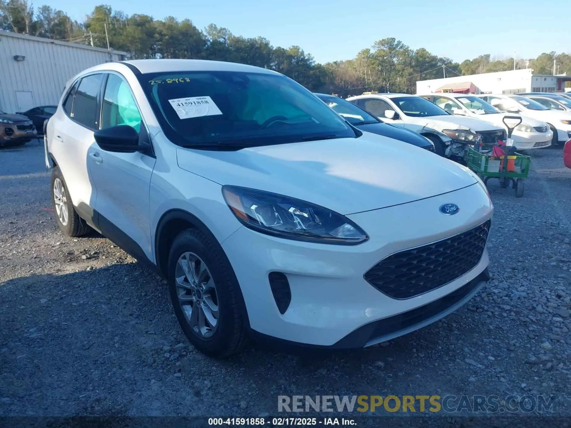 1 Photograph of a damaged car 1FMCU0G64NUA45143 FORD ESCAPE 2022