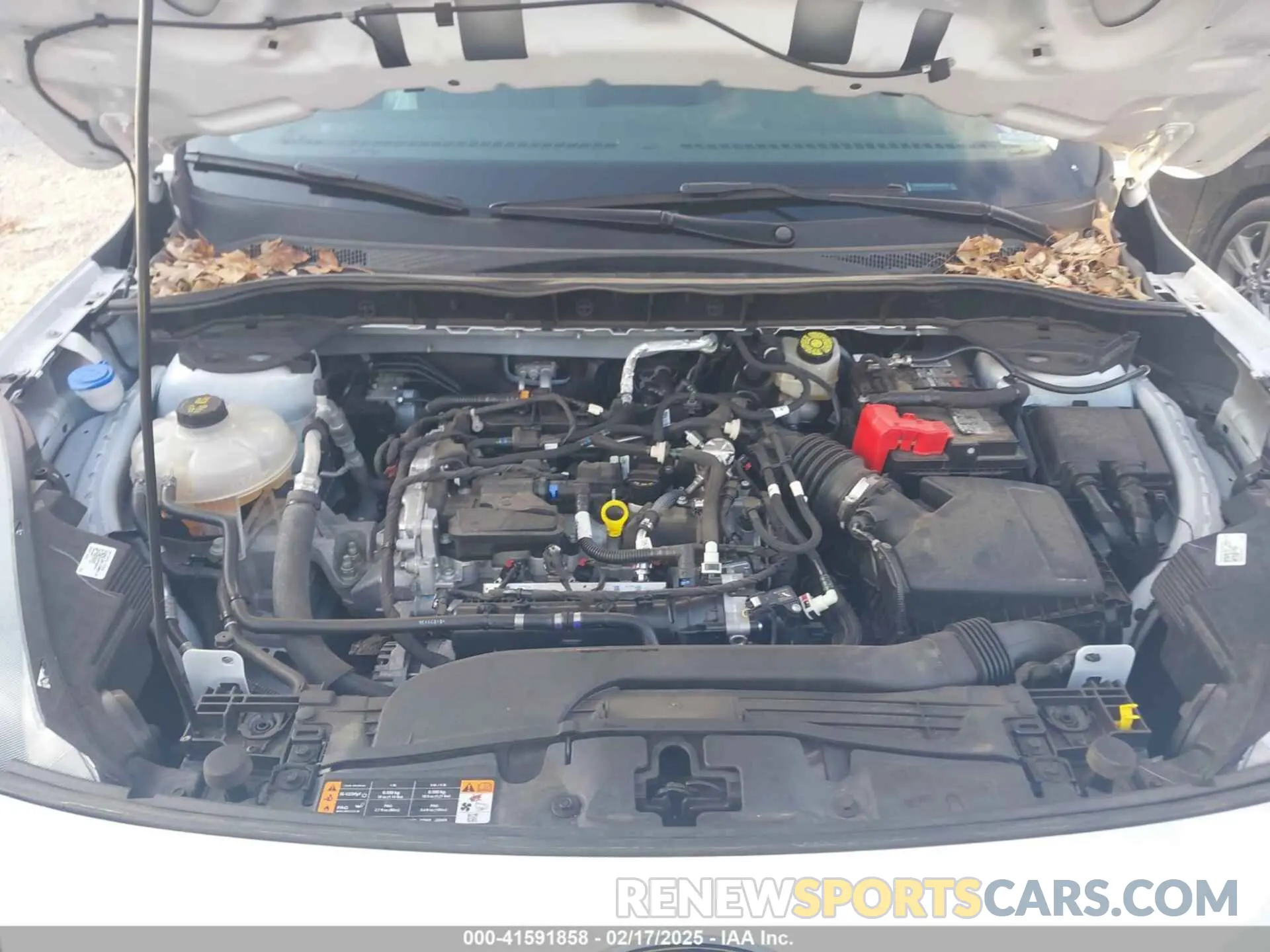 10 Photograph of a damaged car 1FMCU0G64NUA45143 FORD ESCAPE 2022