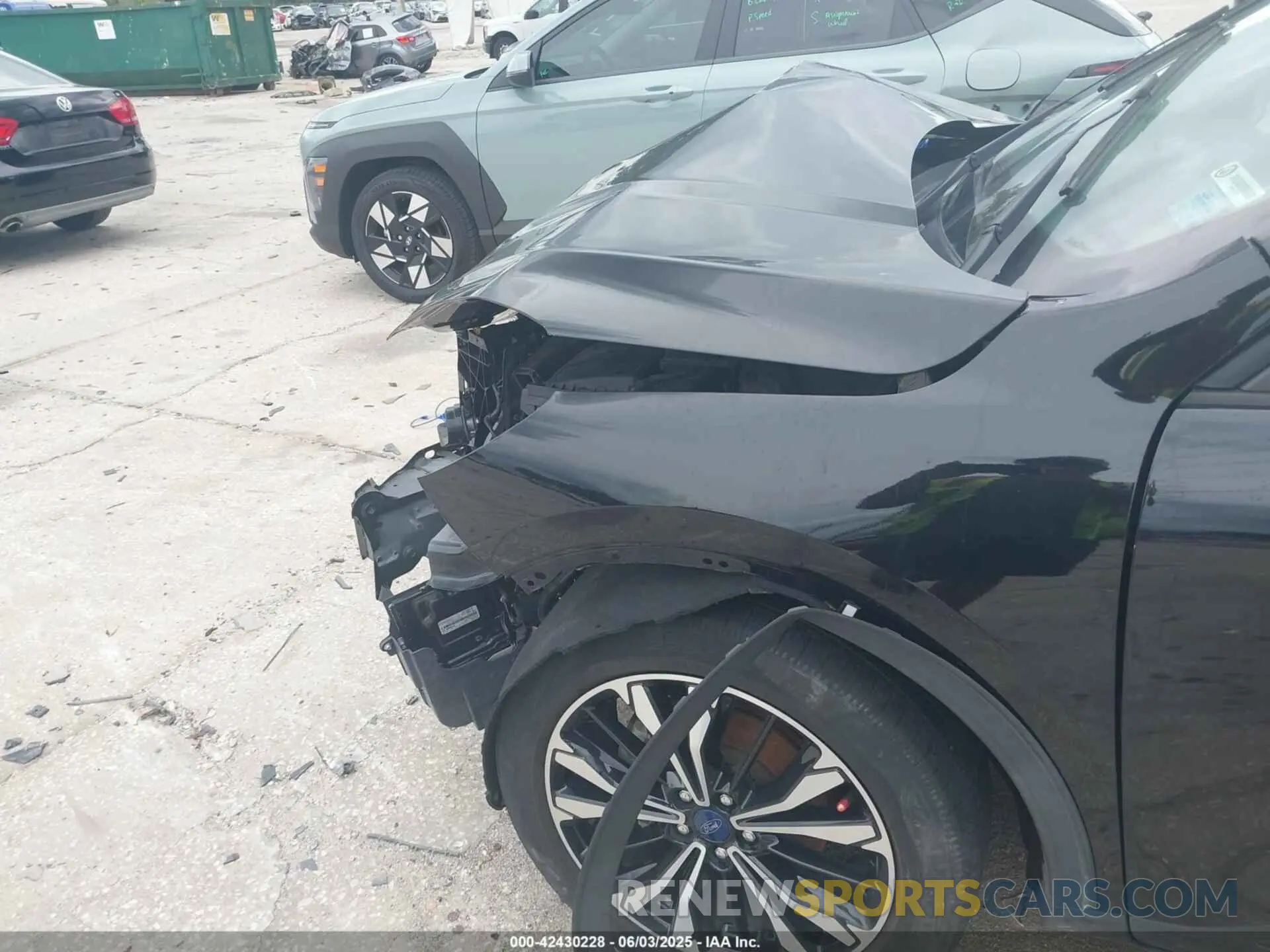 20 Photograph of a damaged car 1FMCU0G64NUA91023 FORD ESCAPE 2022