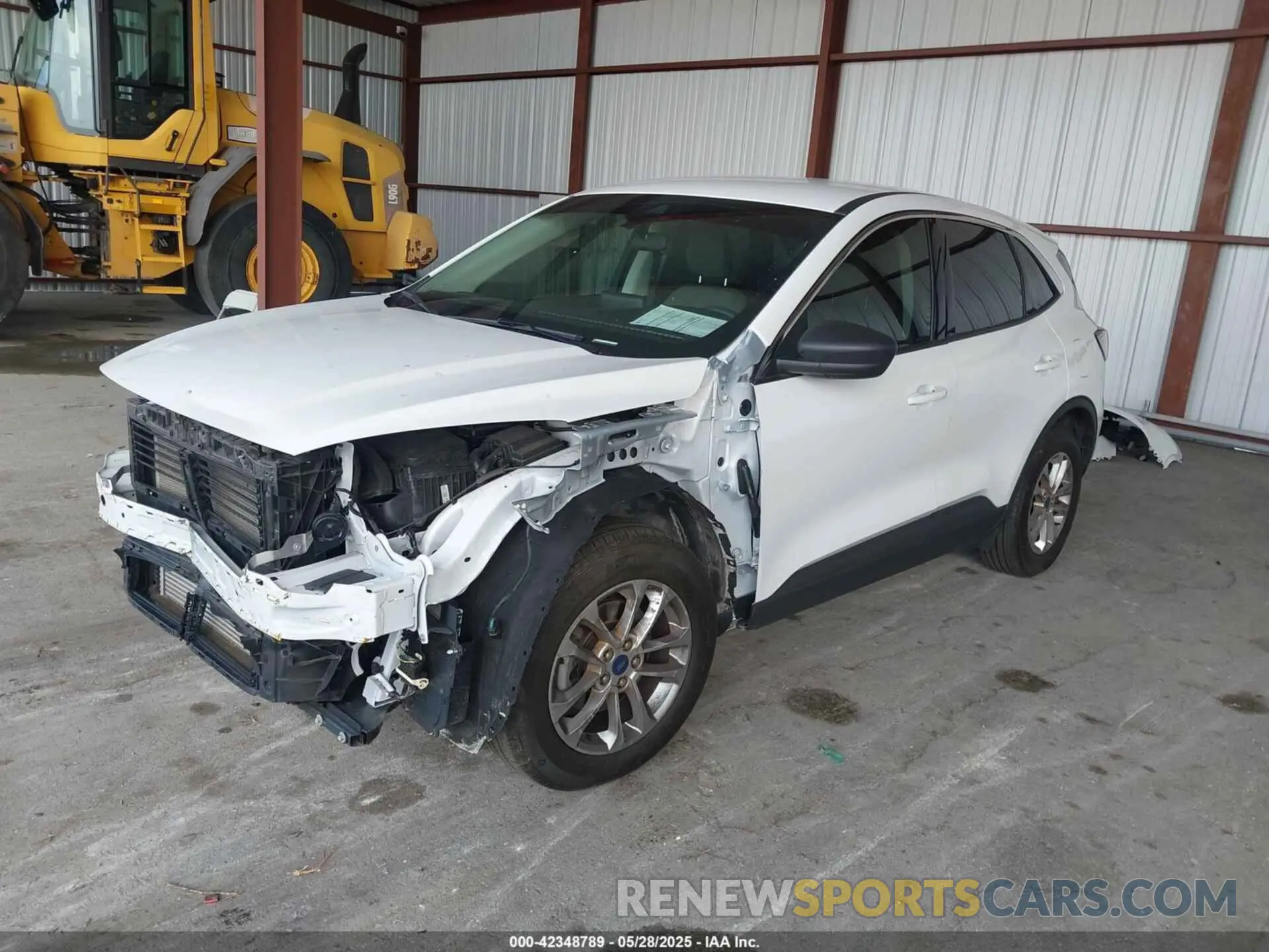 2 Photograph of a damaged car 1FMCU0G64NUB81742 FORD ESCAPE 2022