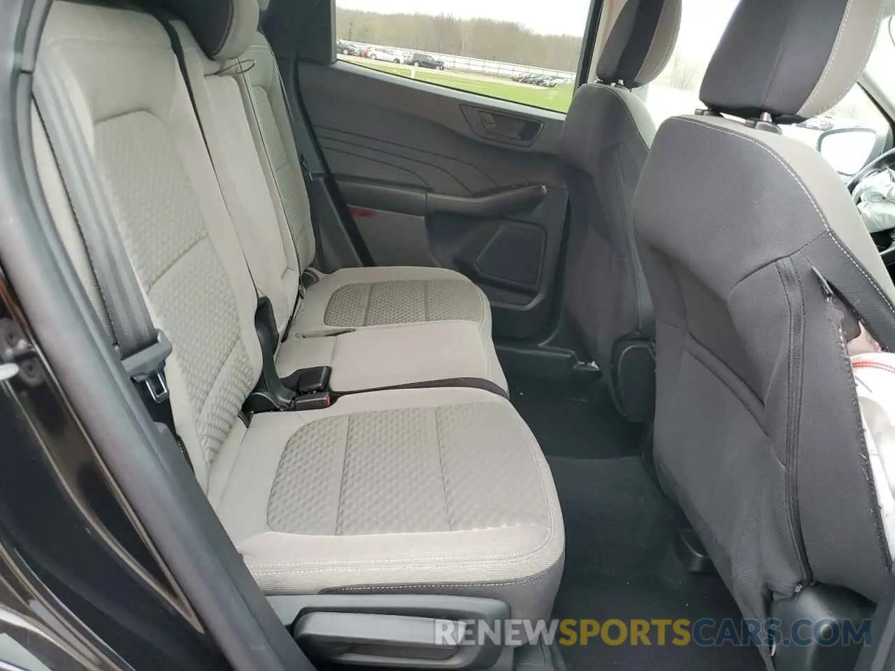 12 Photograph of a damaged car 1FMCU0G65NUA35298 FORD ESCAPE 2022