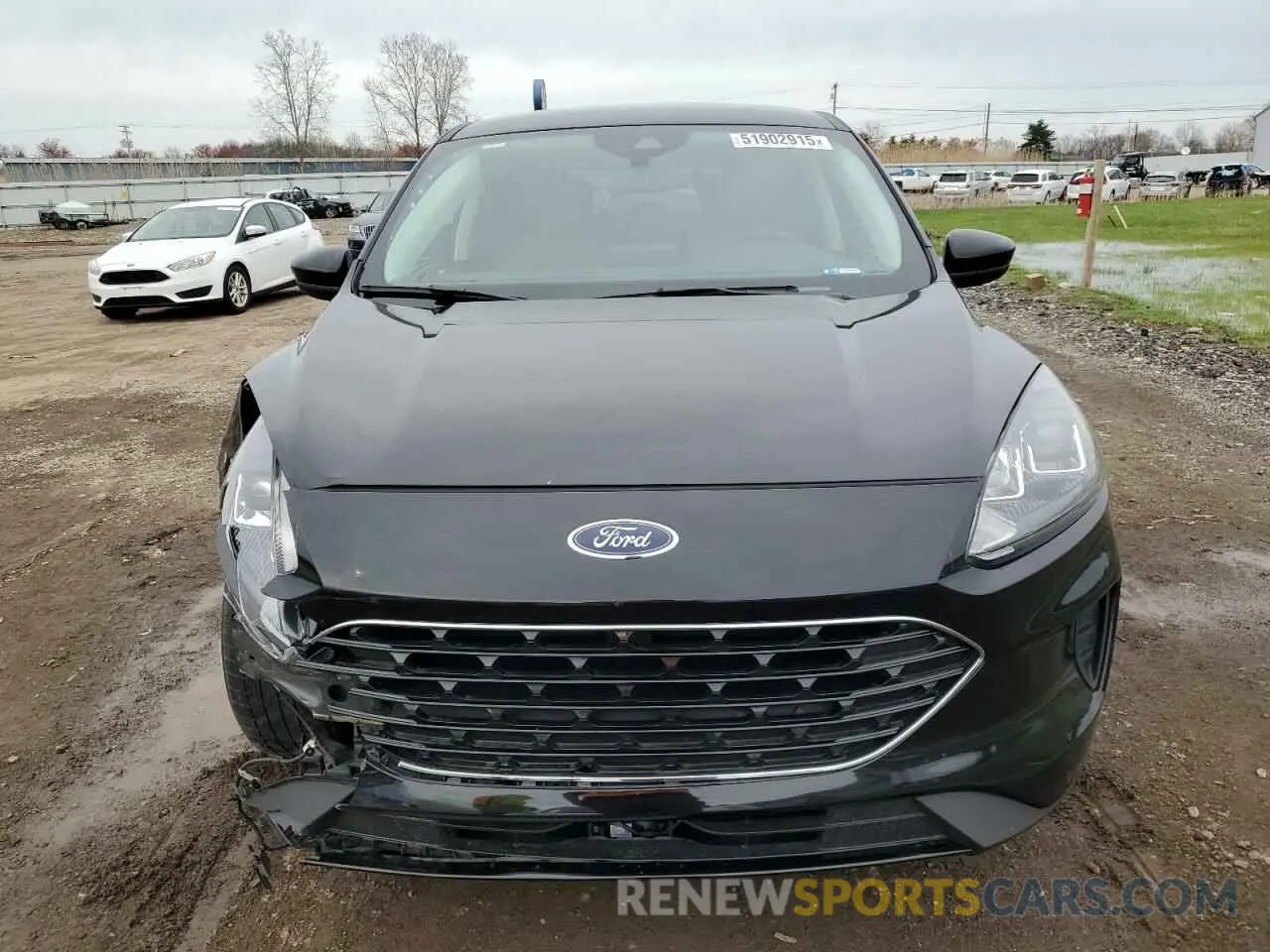 5 Photograph of a damaged car 1FMCU0G65NUA35298 FORD ESCAPE 2022