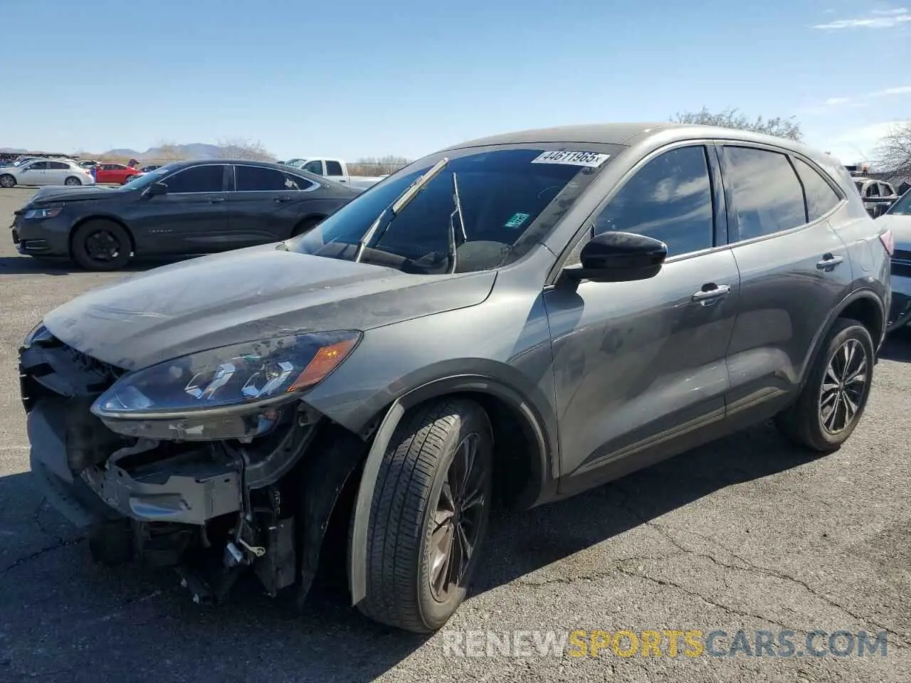 1 Photograph of a damaged car 1FMCU0G65NUB62066 FORD ESCAPE 2022