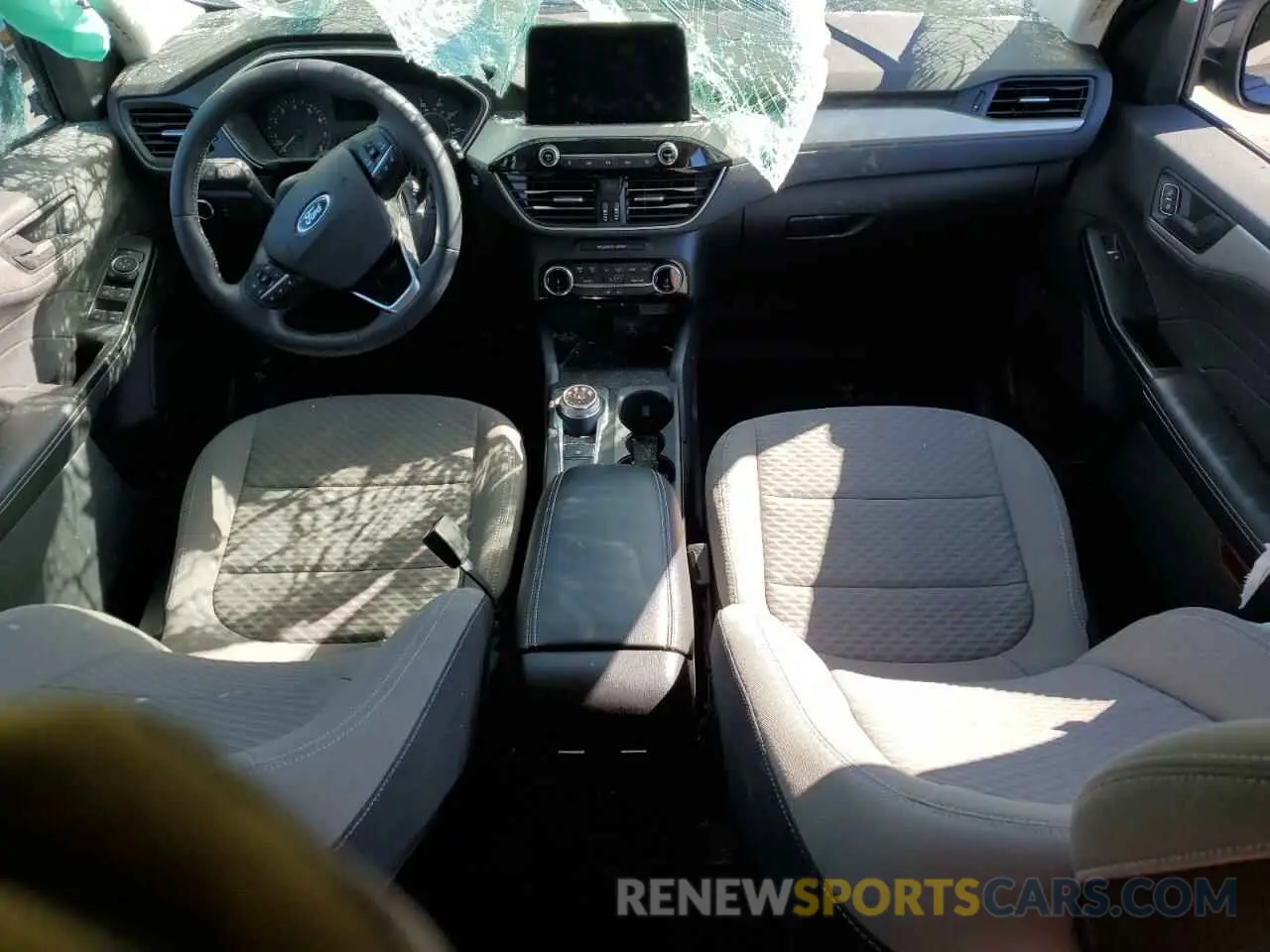 8 Photograph of a damaged car 1FMCU0G65NUB83158 FORD ESCAPE 2022
