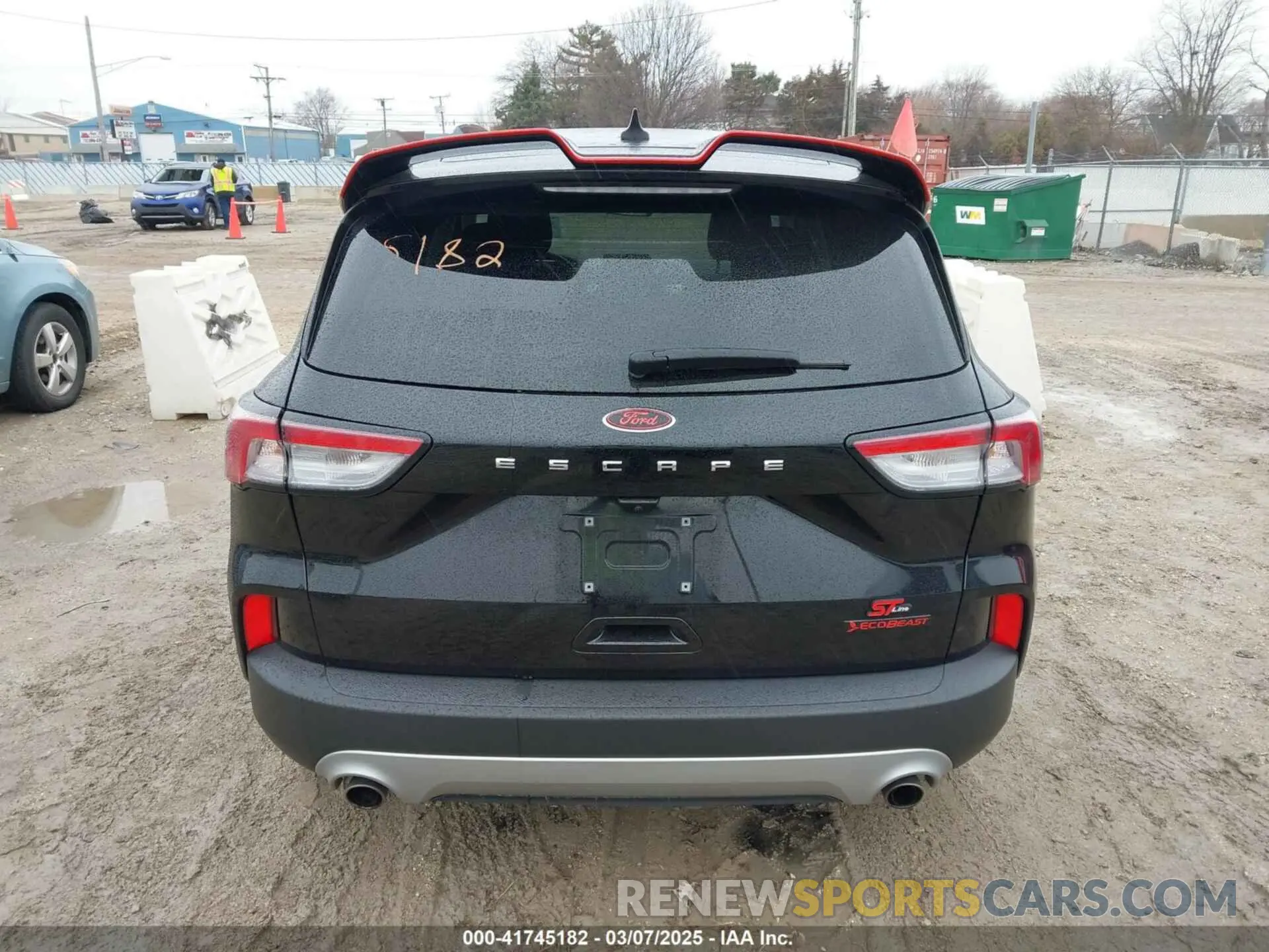 16 Photograph of a damaged car 1FMCU0G65NUB87128 FORD ESCAPE 2022