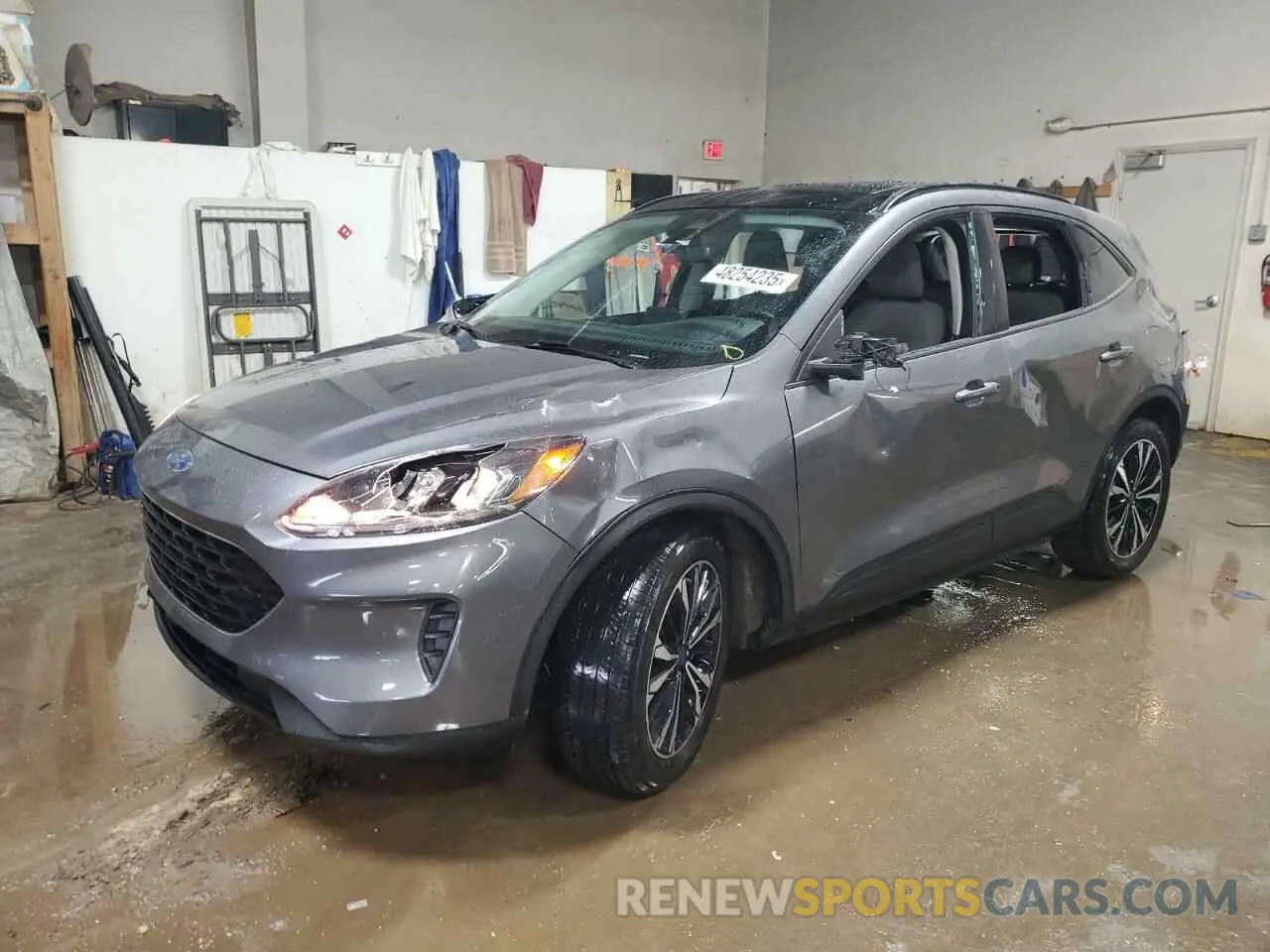 1 Photograph of a damaged car 1FMCU0G66NUA43023 FORD ESCAPE 2022