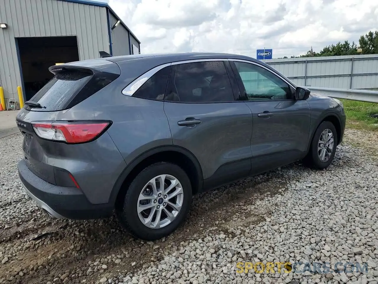 3 Photograph of a damaged car 1FMCU0G66NUA46634 FORD ESCAPE 2022