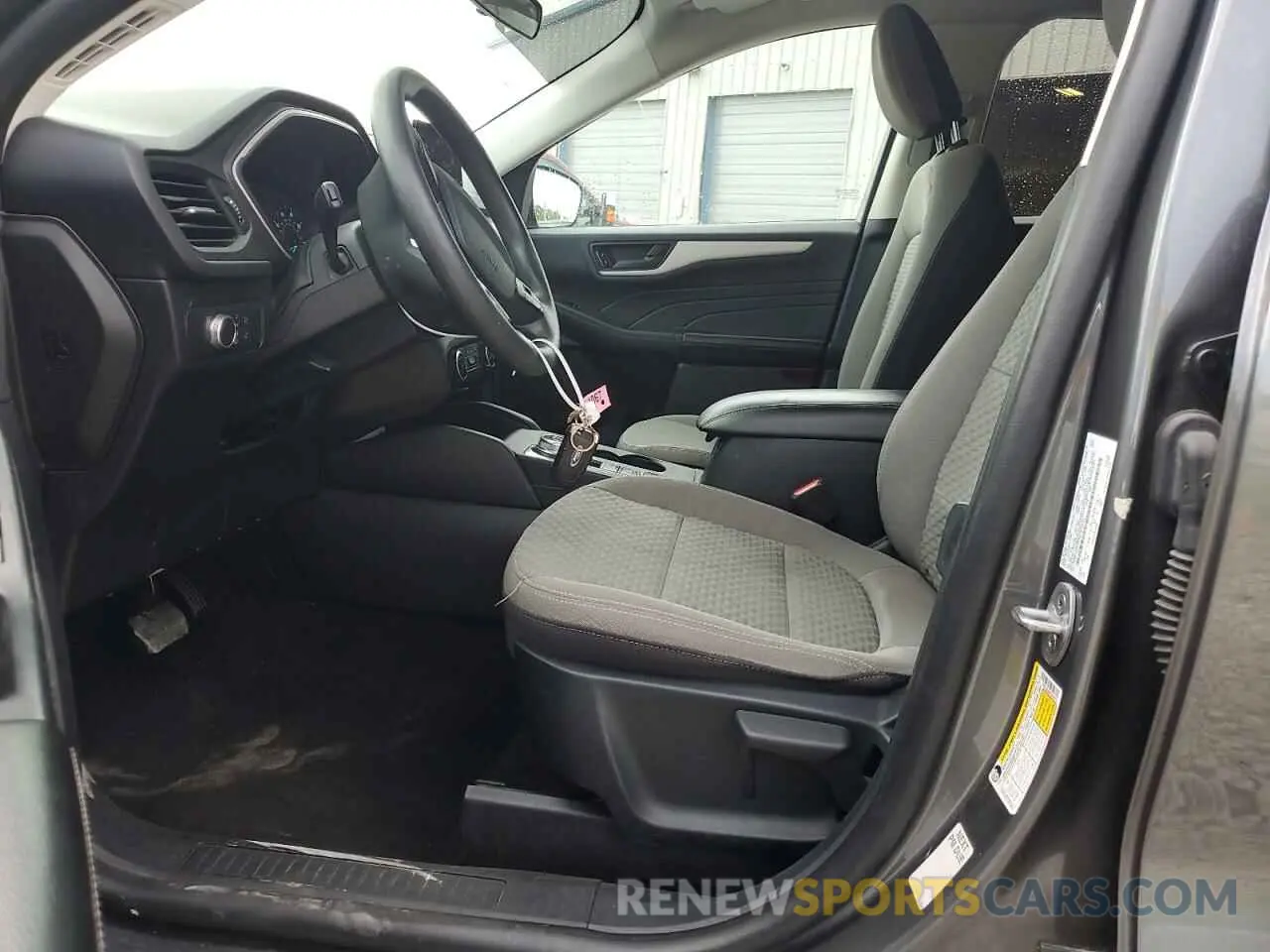 7 Photograph of a damaged car 1FMCU0G66NUA46634 FORD ESCAPE 2022