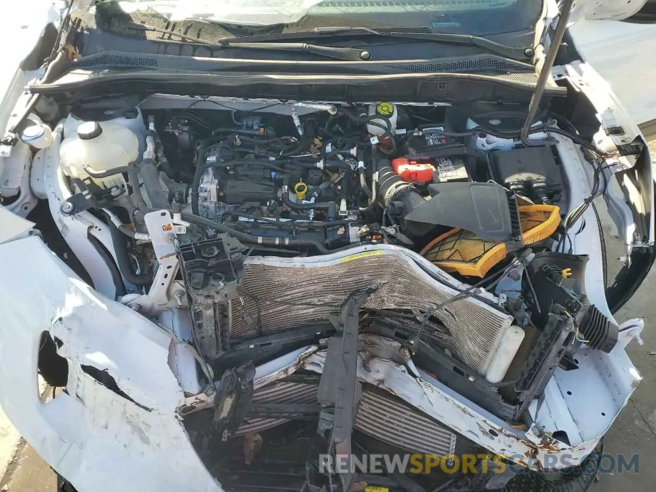 12 Photograph of a damaged car 1FMCU0G66NUA61506 FORD ESCAPE 2022