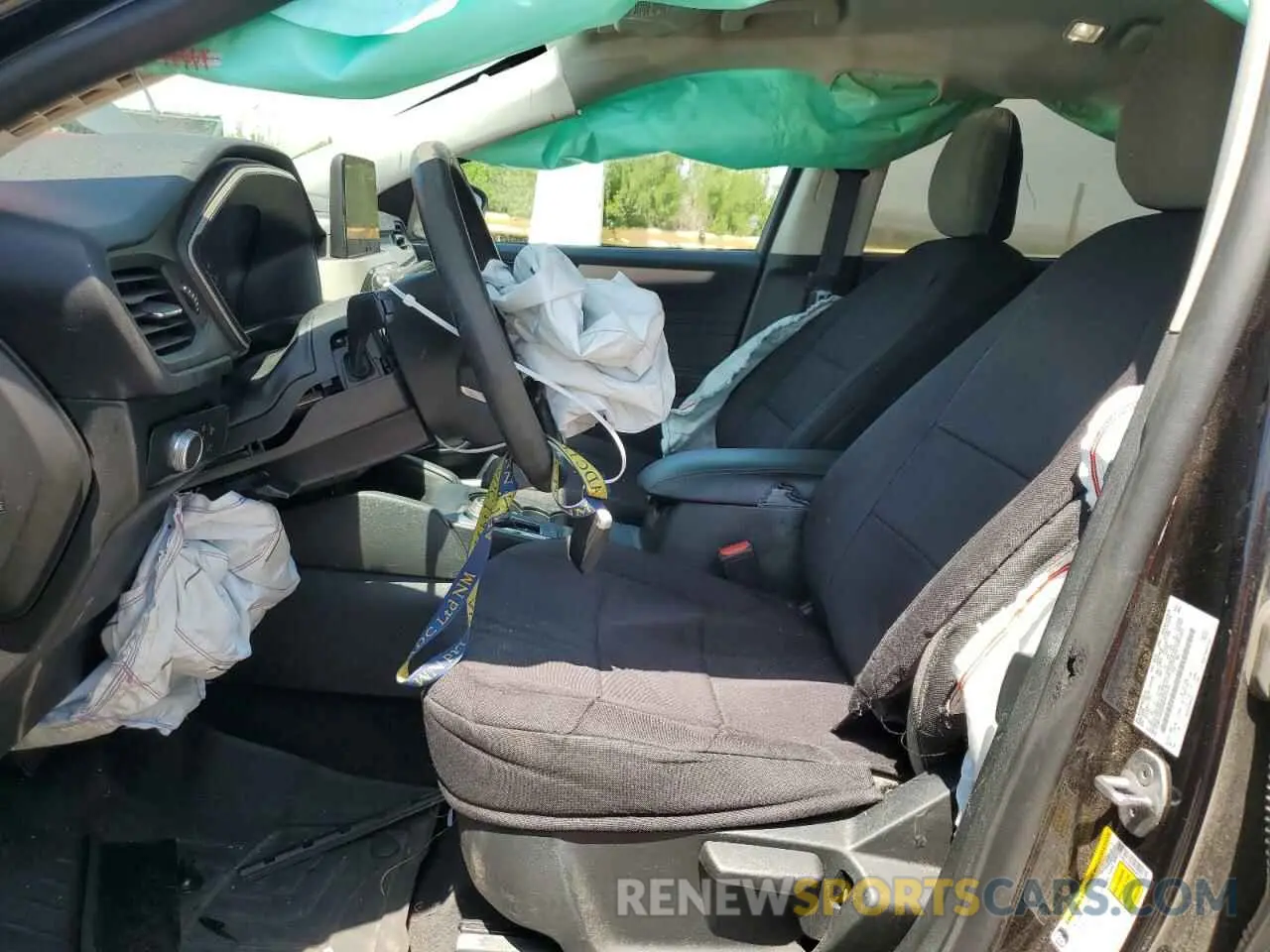 7 Photograph of a damaged car 1FMCU0G66NUA70125 FORD ESCAPE 2022